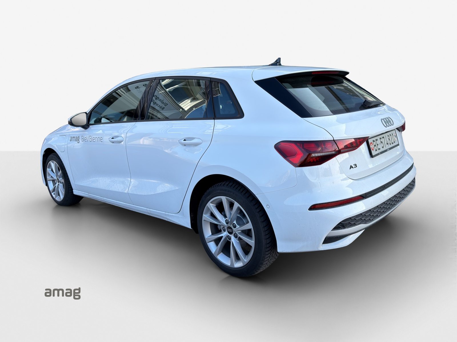 AUDI A3 Sportback TFSI e 150 kW Attraction, Hybride Intégral Essence/Électricité, Occasion / Utilisé, Automatique - 4