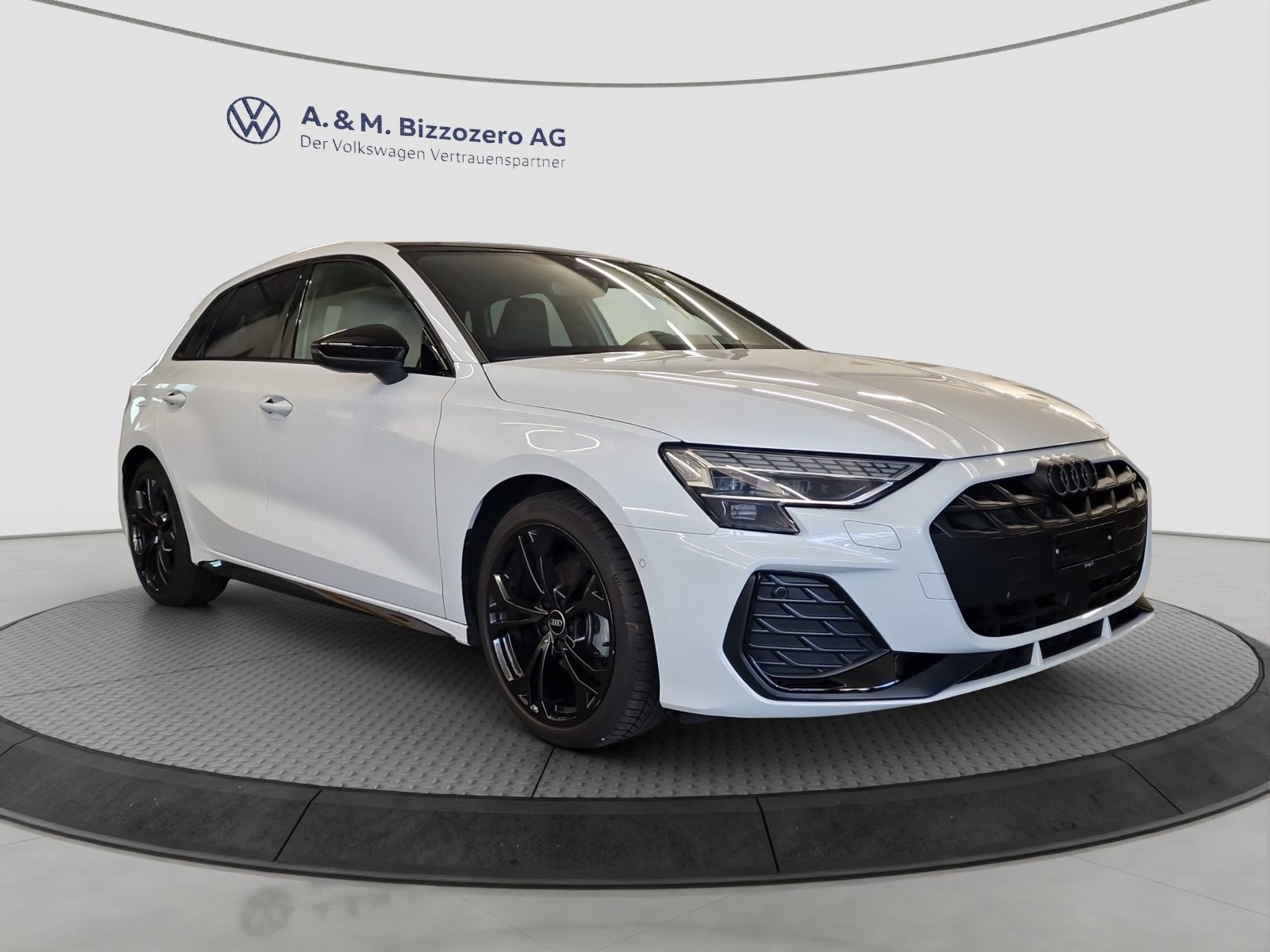 AUDI A3 Sportback 35 TFSI S line Attraction, Benzin, Occasion / Gebraucht, Automatik - 7