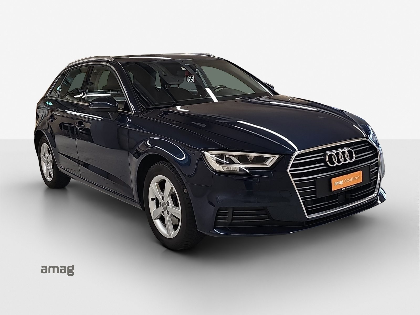 AUDI A3 Sportback 35 TFSI Attraction, Benzin, Occasion / Gebraucht, Automatik - 6