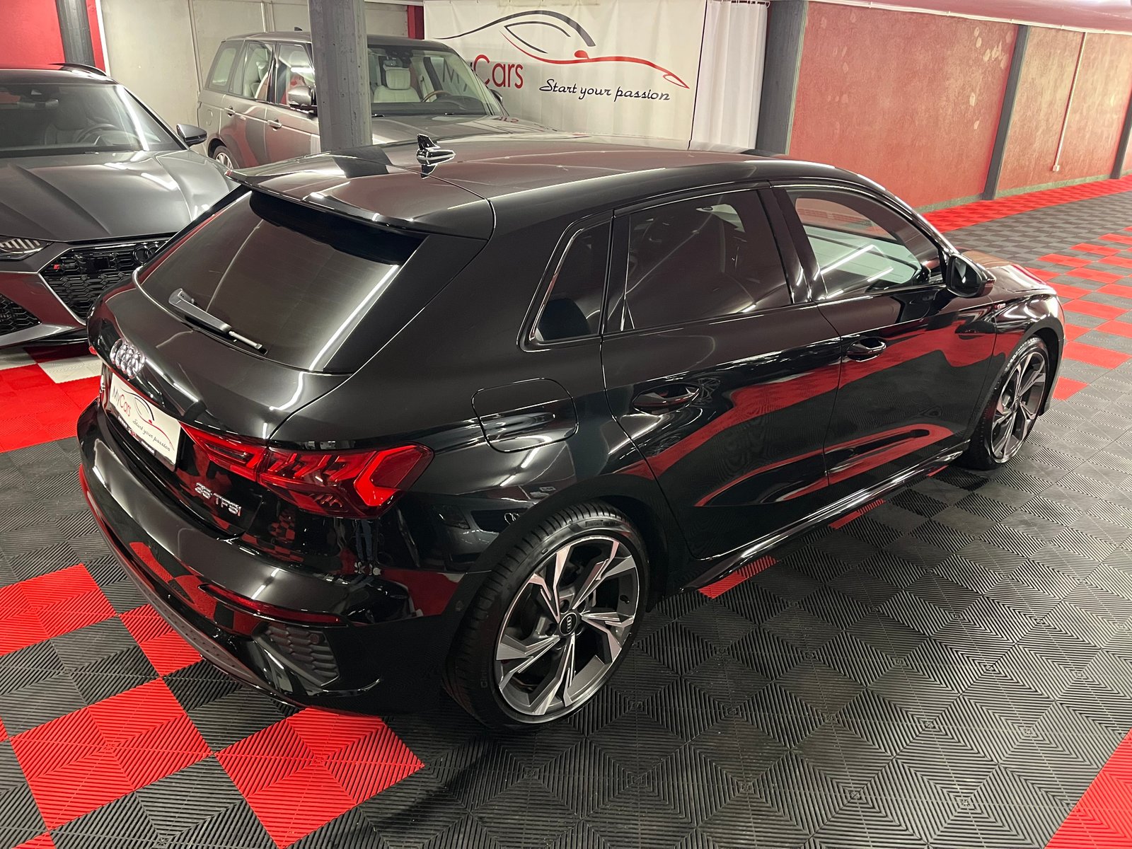 AUDI A3 Sportback 35 TFSI S line Attraction S-tronic, Mild-Hybrid Petrol/Electric, Second hand / Used, Automatic - 6