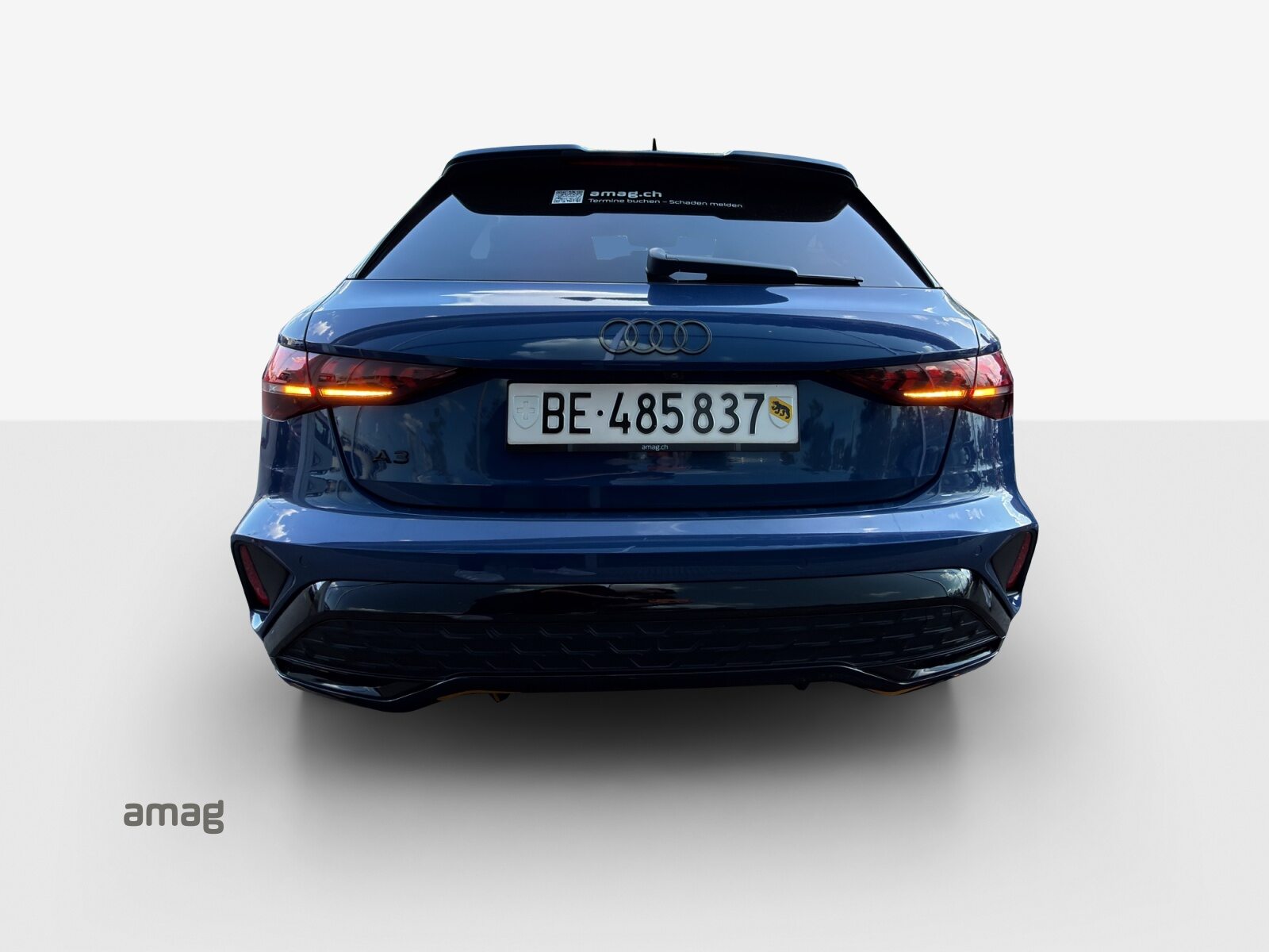 AUDI A3 Sportback TFSI 110 kW S line Attraction, Benzin, Occasion / Gebraucht, Automatik - 4