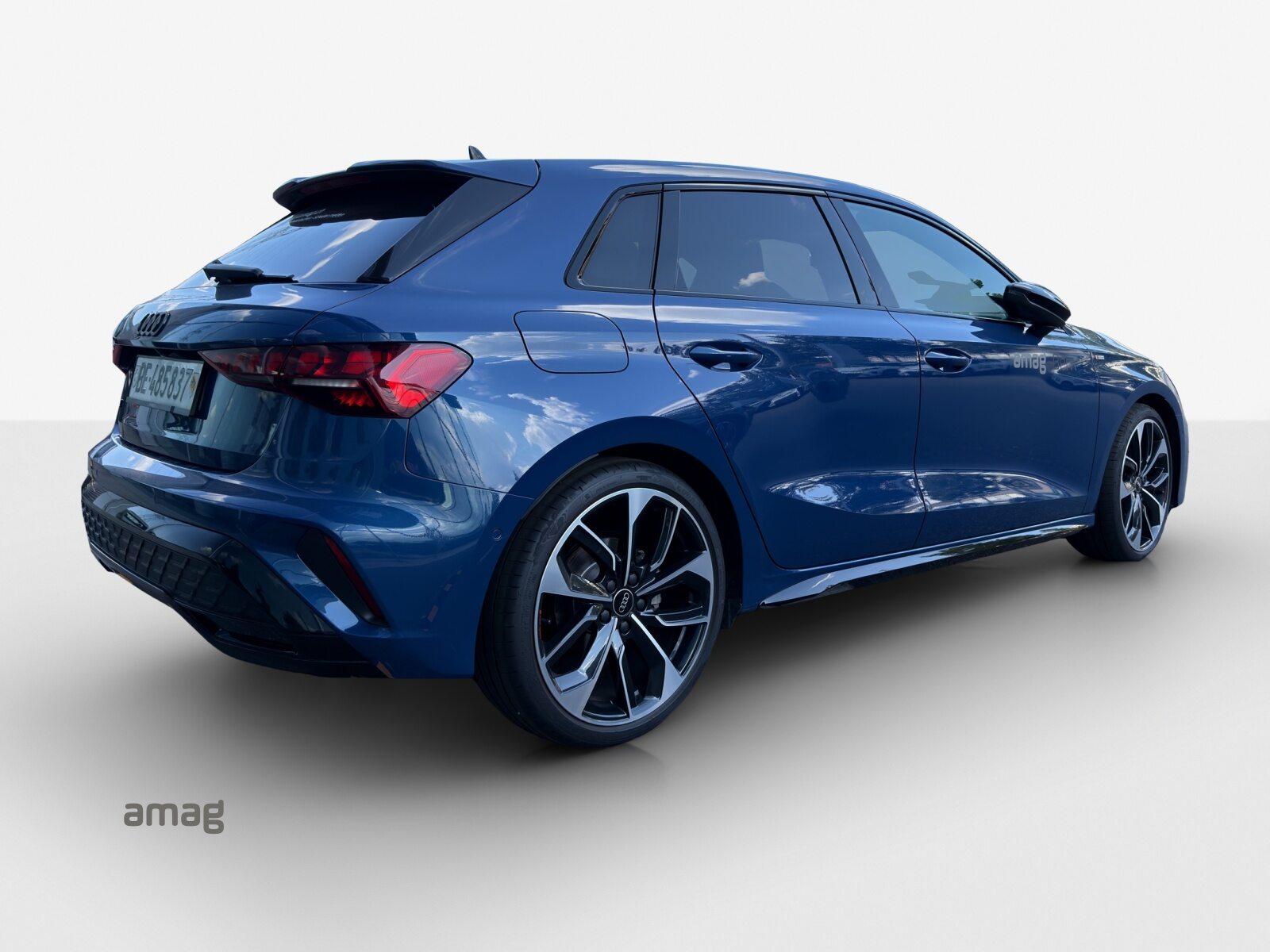 AUDI A3 Sportback TFSI 110 kW S line Attraction, Benzin, Occasion / Gebraucht, Automatik - 5