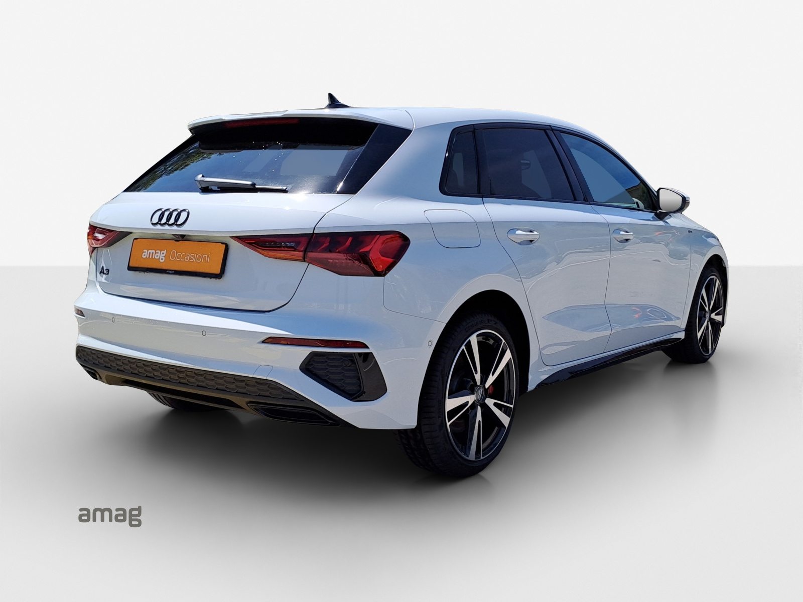 AUDI A3 Sportback 45 TFSI e S line, Voll-Hybrid Benzin/Elektro, Occasion / Gebraucht, Automatik - 5