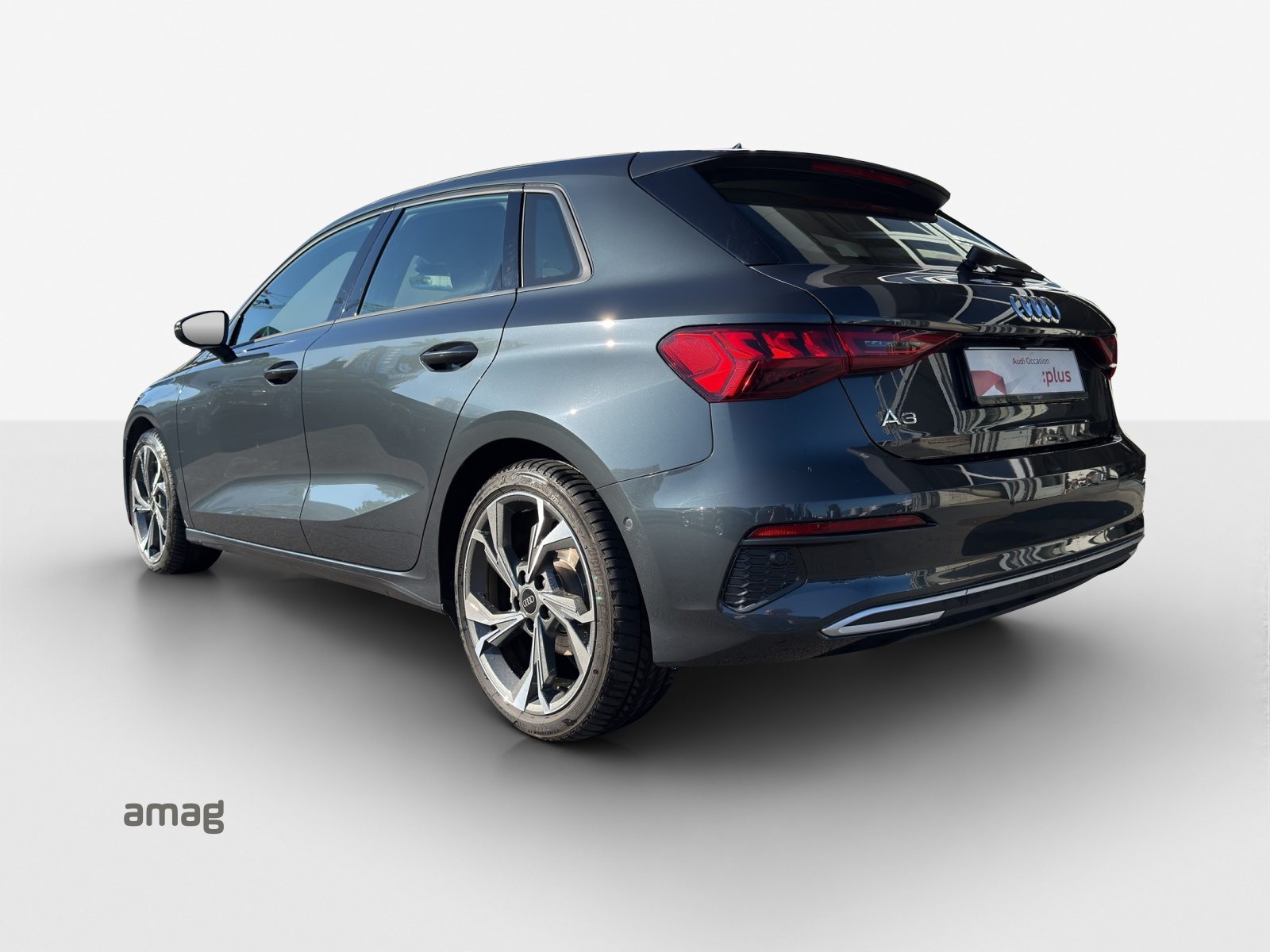 AUDI A3 Sportback 35 TFSI advanced Attraction, Benzin, Occasion / Gebraucht, Automatik - 3