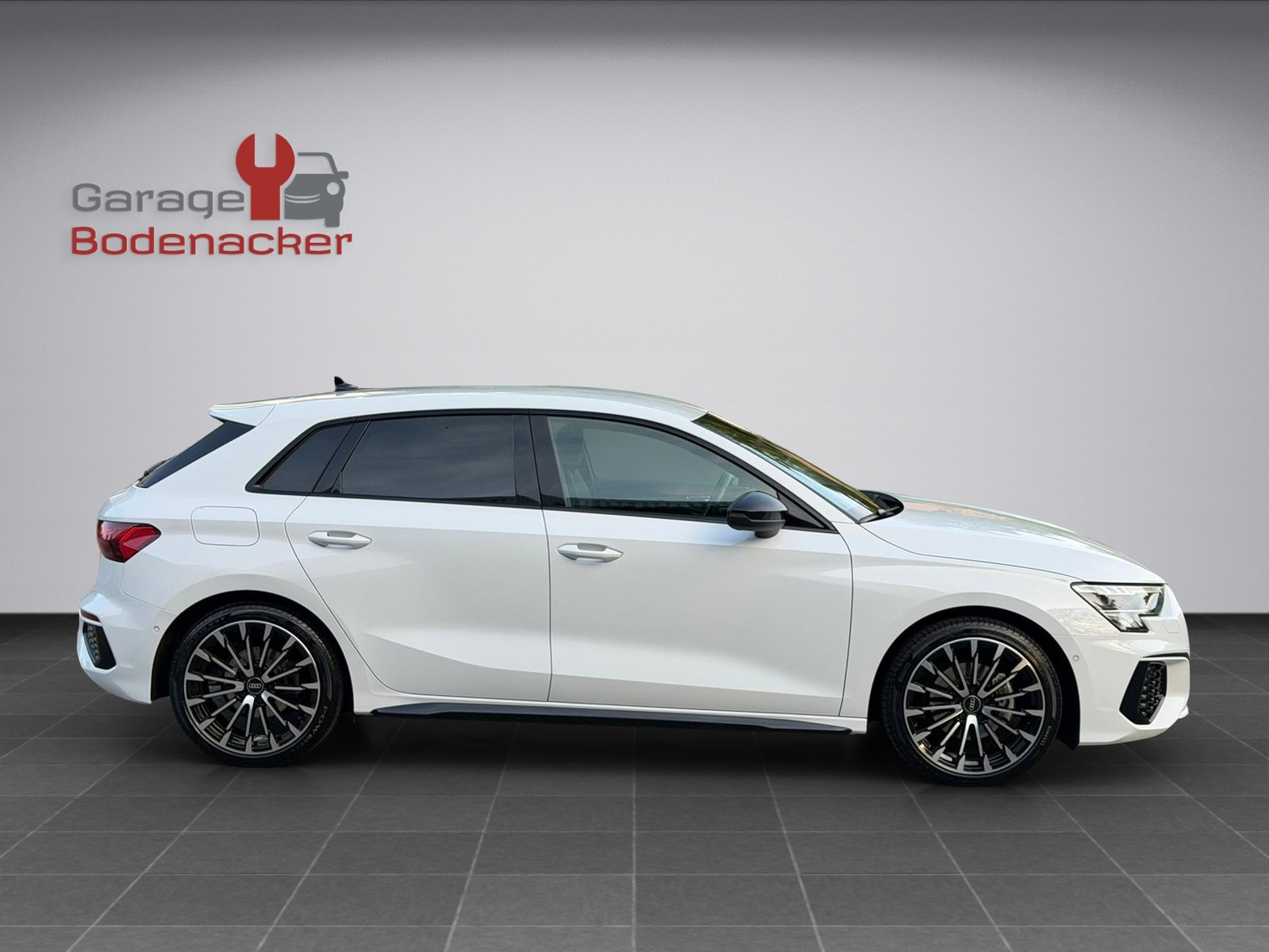 AUDI A3 Sportback 35 TFSI S line Attraction S-tronic, Petrol, Second hand / Used, Automatic - 6