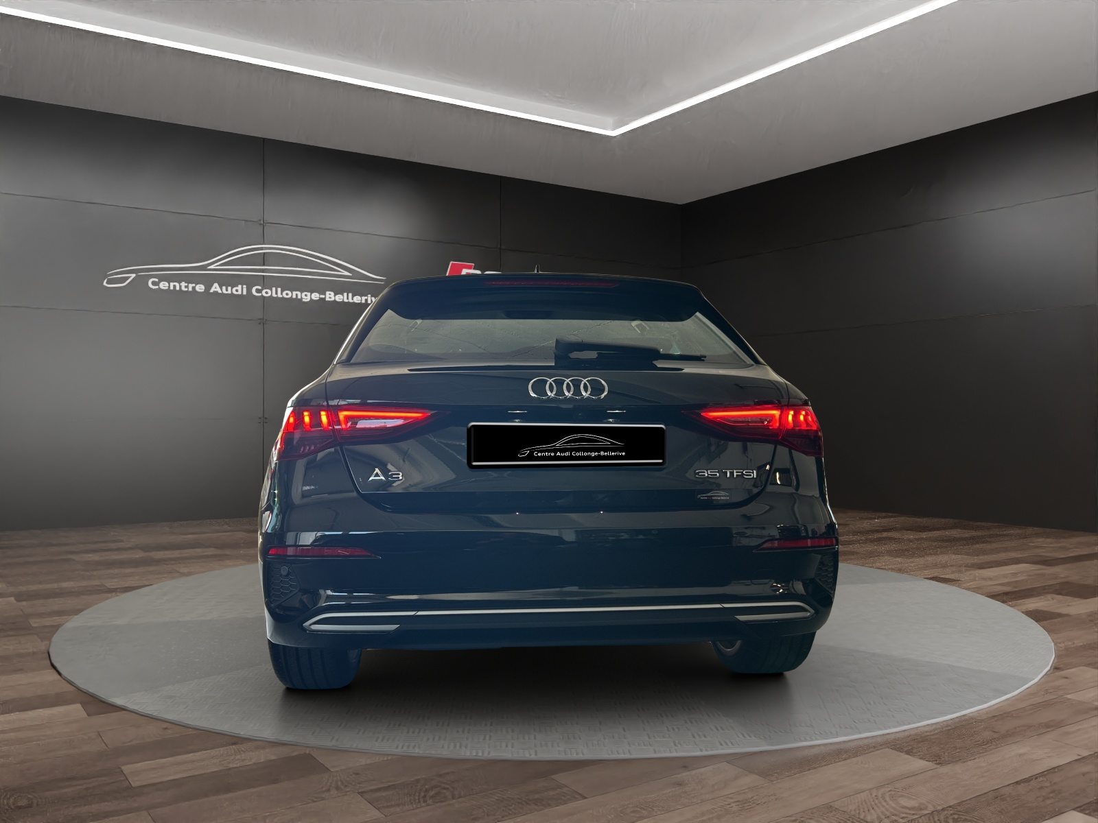 AUDI A3 Sportback 35 TFSI advanced Attraction, Petrol, Second hand / Used, Automatic - 5