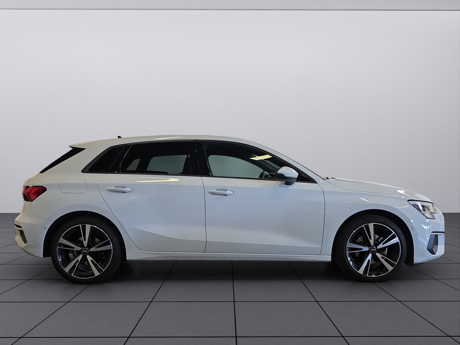 AUDI A3 Sportback 35 TFSI Attraction S-tronic, Hybride Leggero Benzina/Elettrica, Occasioni / Usate, Automatico - 6