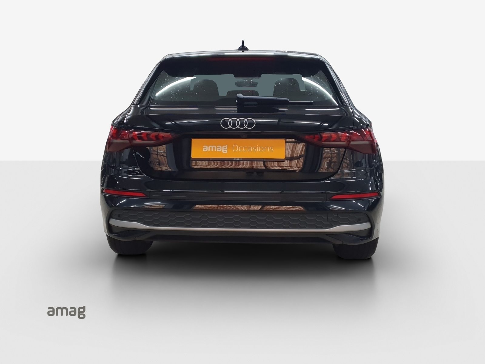 AUDI A3 Sportback TFSI 110 kW Attraction, Benzin, Occasion / Gebraucht, Automatik - 4