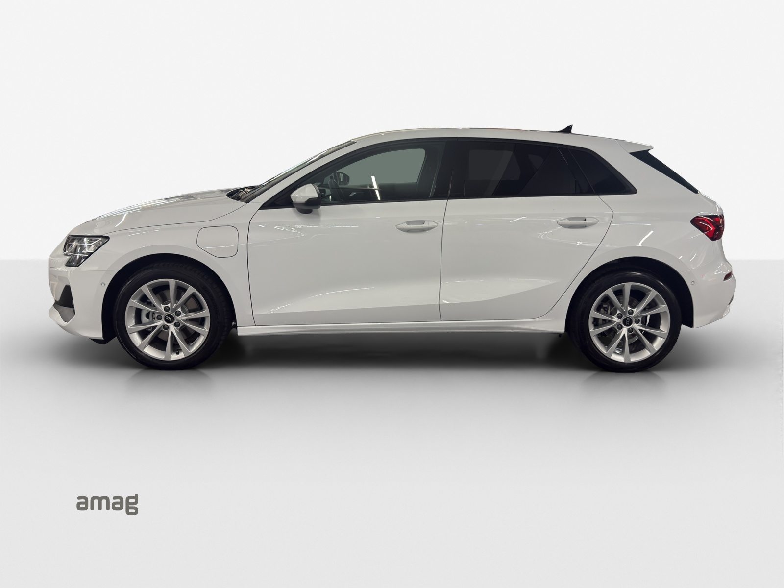 AUDI A3 Sportback 40 TFSI e Attraction, Hybride Integrale Benzina/Elettrica, Occasioni / Usate, Automatico - 2