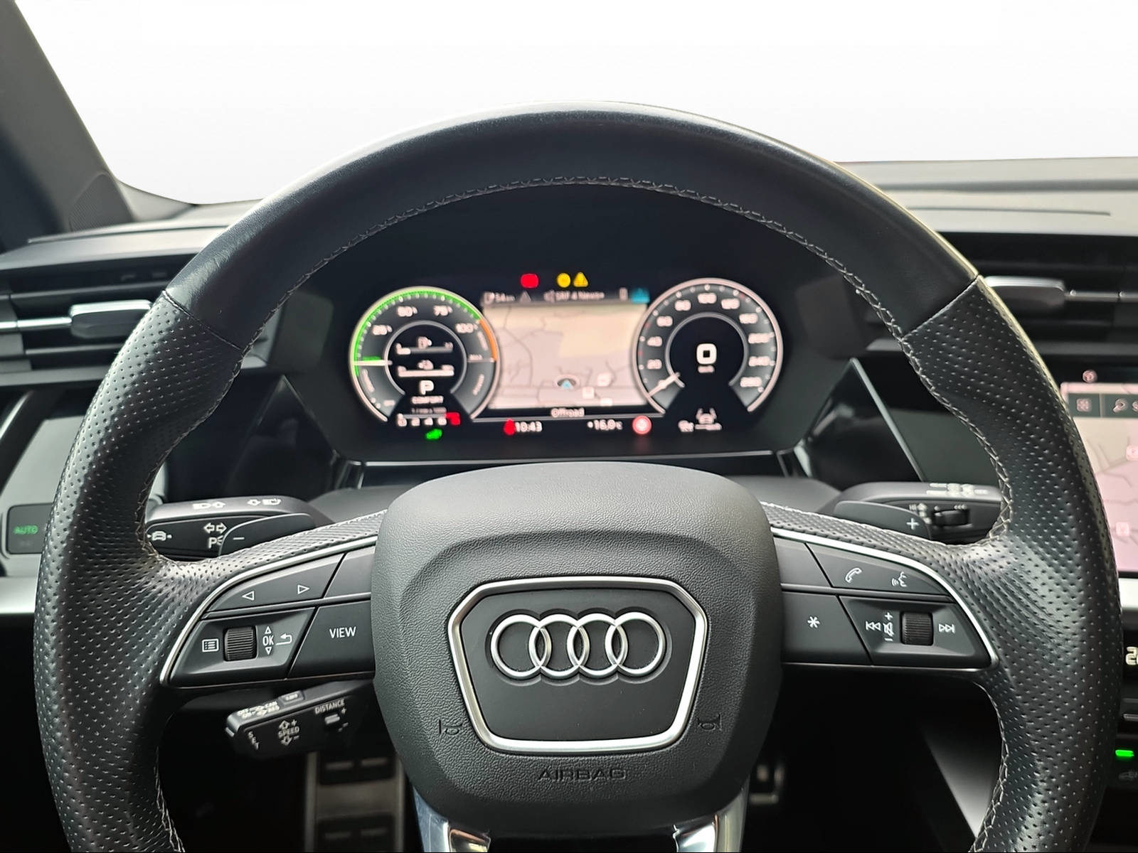 AUDI A3 Sportback 45 TFSI e S line, Hybride Intégral Essence/Électricité, Occasion / Utilisé, Automatique - 5