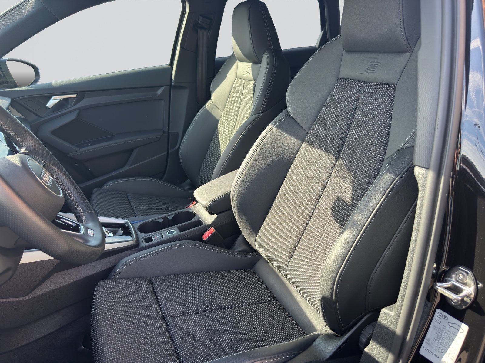AUDI A3 Sportback 30TFSI S line S-tronic, Benzina, Occasioni / Usate, Automatico - 6