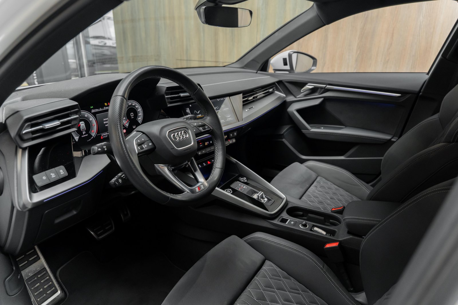 AUDI A3 Sportback 35 TFSI S line Attraction S-tronic, Hybride Léger Essence/Électricité, Occasion / Utilisé, Automatique - 4