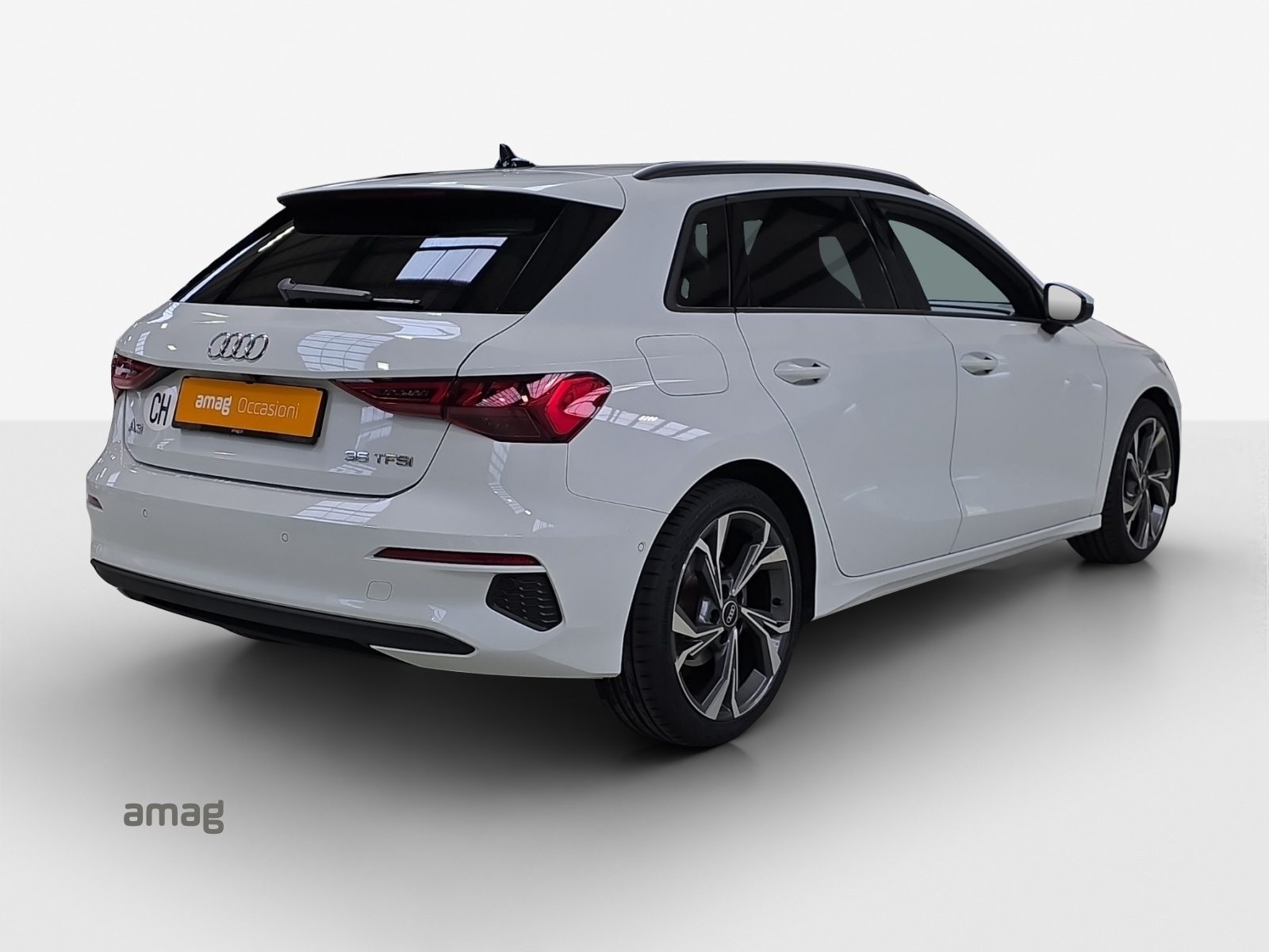 AUDI A3 Sportback 35 TFSI Attraction, Petrol, Second hand / Used, Automatic - 5