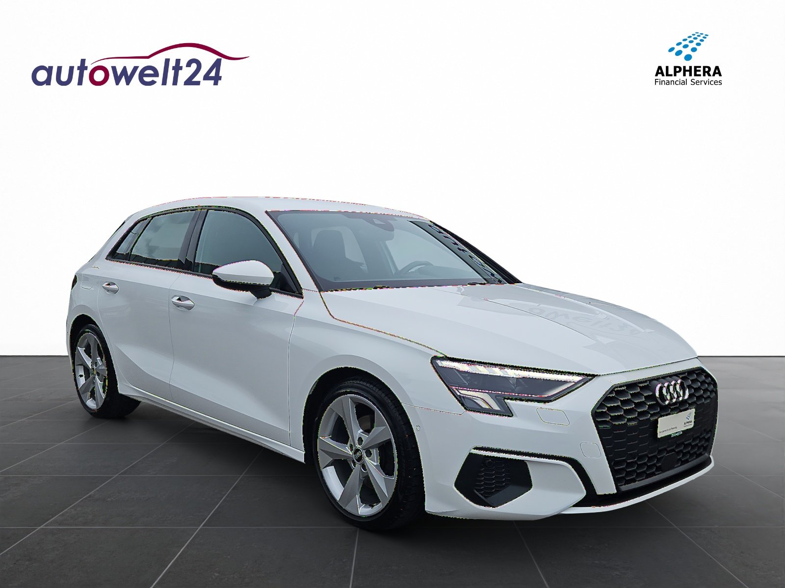 AUDI A3 Sportback 35 TFSI Attraction S-tronic S-LINE, Mild-Hybrid Petrol/Electric, Second hand / Used, Automatic - 3