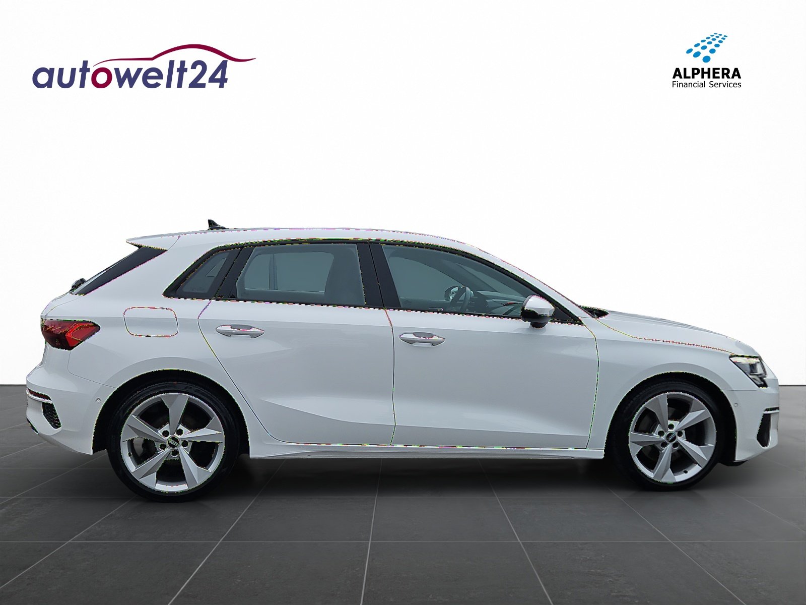 AUDI A3 Sportback 35 TFSI Attraction S-tronic S-LINE, Mild-Hybrid Petrol/Electric, Second hand / Used, Automatic - 4