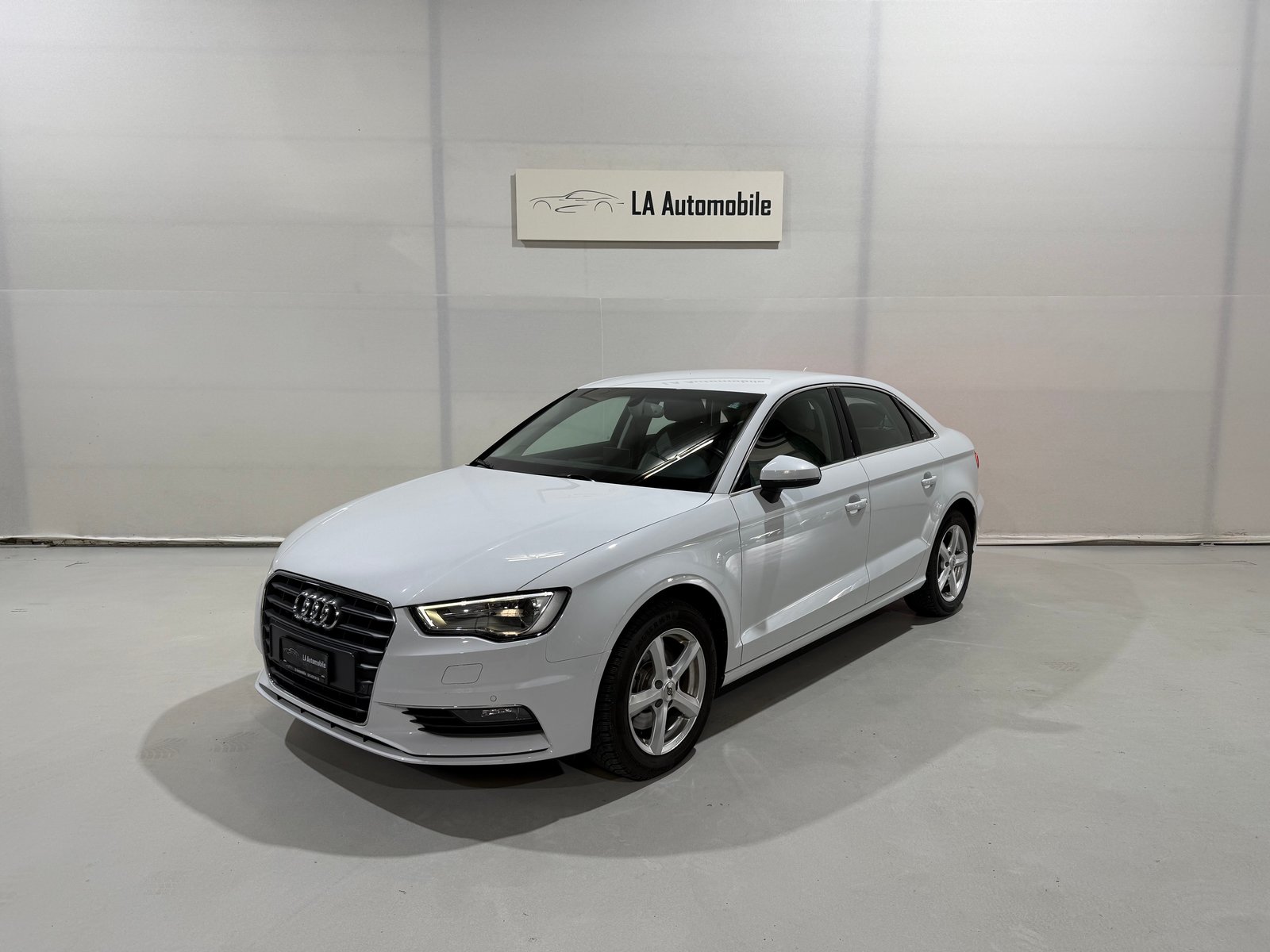 AUDI A3 Limousine 1.8 TFSI Ambiente S-tronic