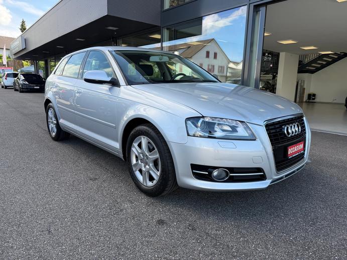AUDI A3 Sportback 1.4 T FSI Attraction, Petrol, Second hand / Used, Manual