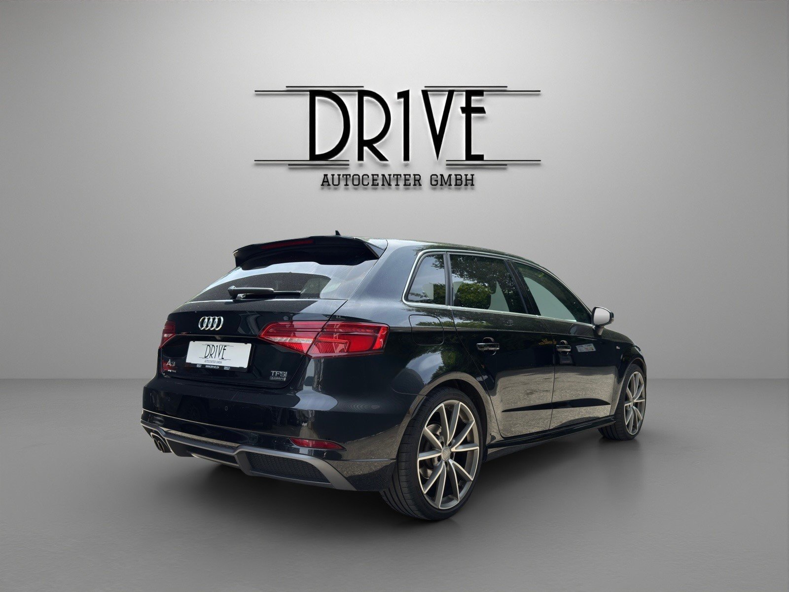 AUDI A3 Sportback 2.0 TFSI Sport quattro S-tronic, Petrol, Second hand / Used, Automatic - 5