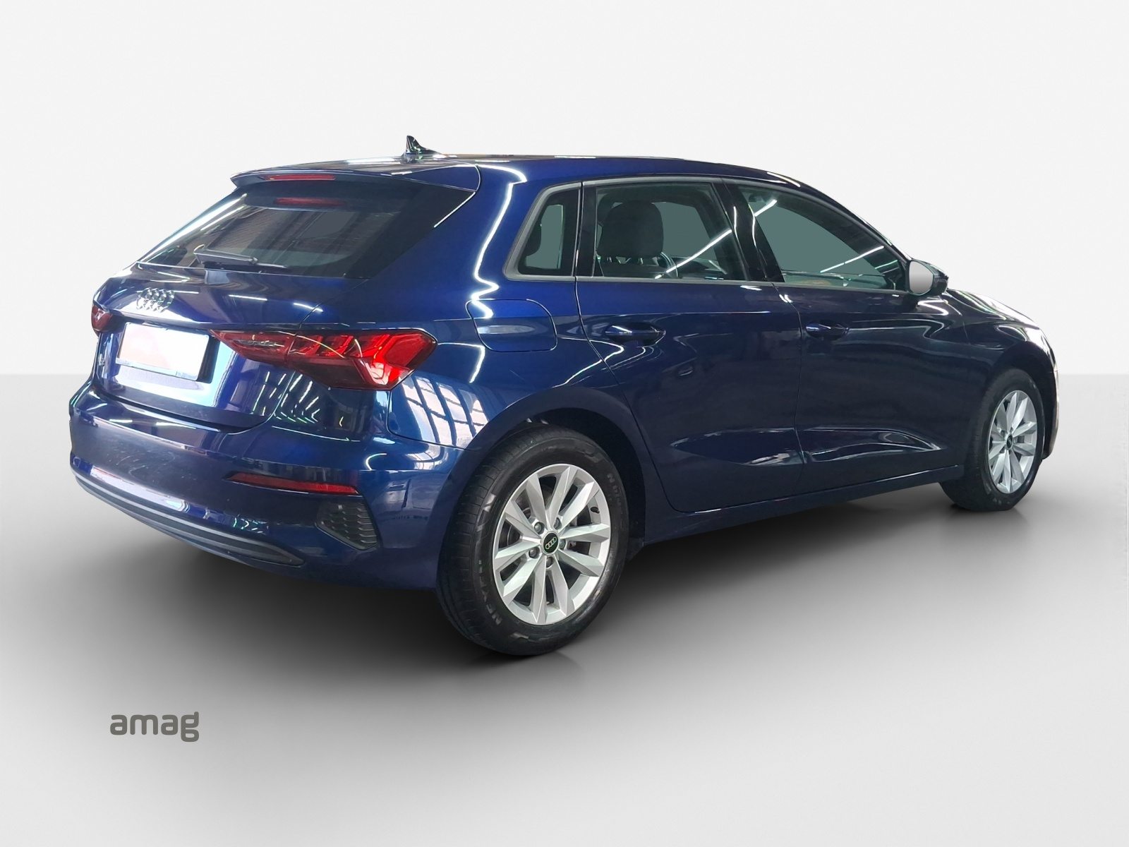 AUDI A3 Sportback 35 TFSI Attraction, Essence, Occasion / Utilisé, Automatique - 5