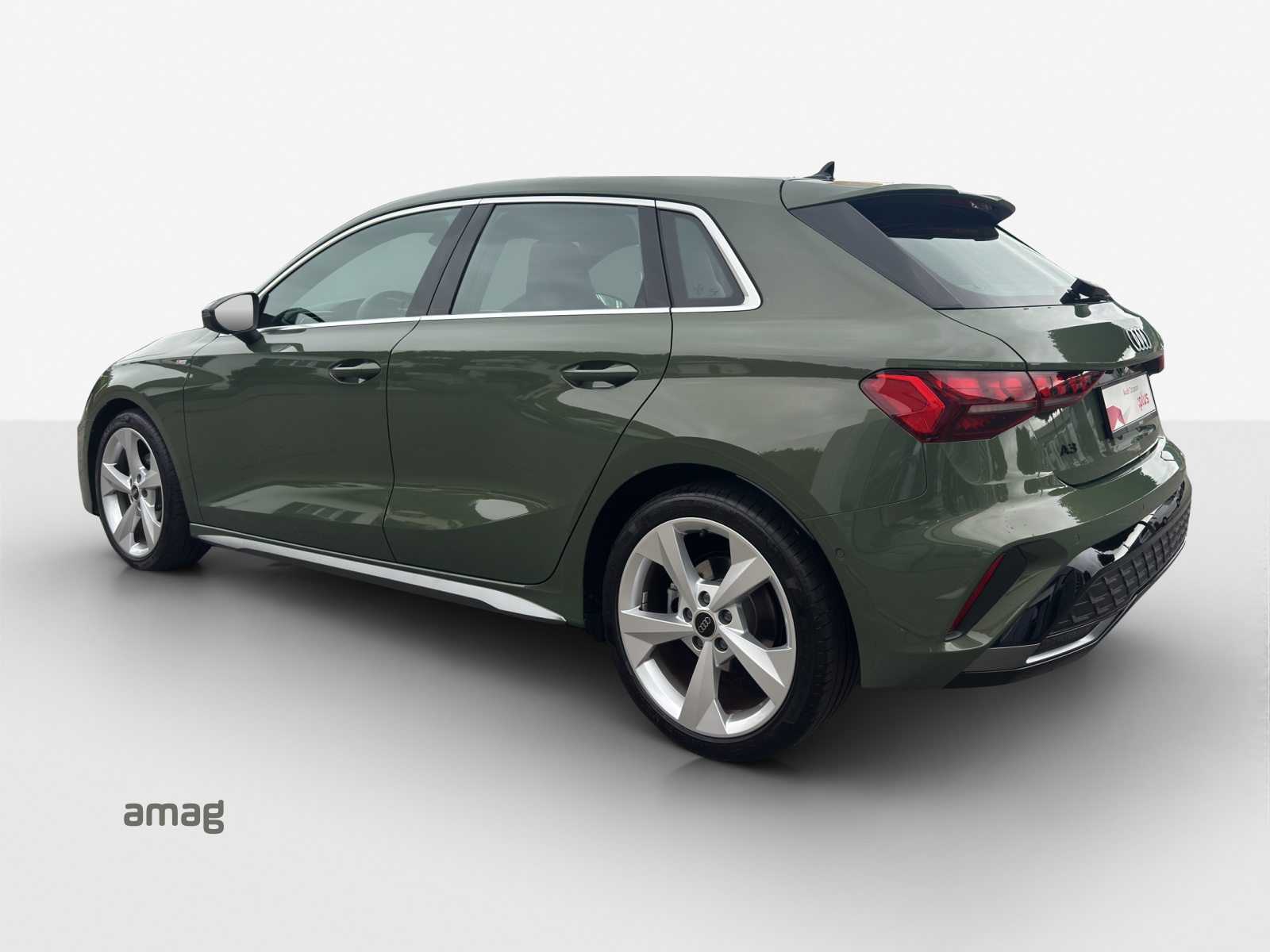 AUDI A3 Sportback TFSI 110 kW, Petrol, Second hand / Used, Manual - 3