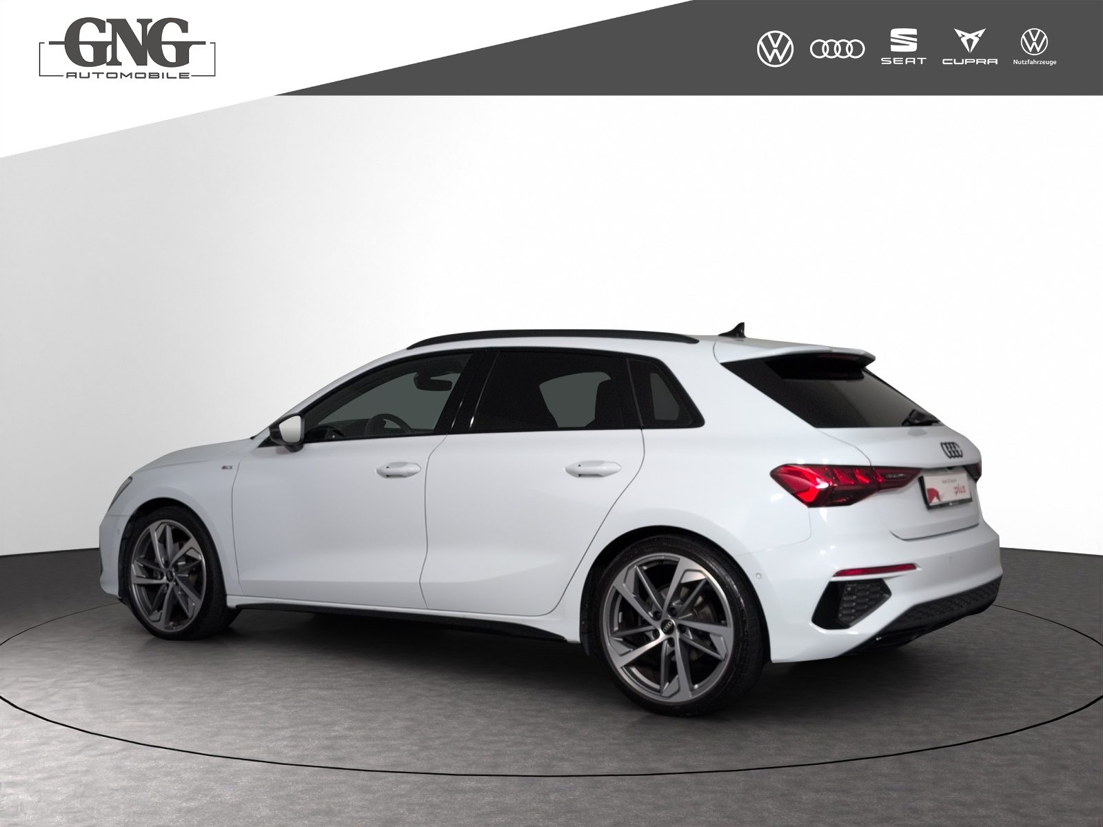 AUDI A3 Sportback 35 TFSI S line, Petrol, Second hand / Used, Automatic - 2
