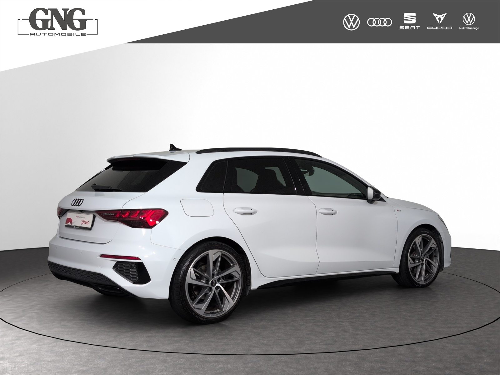 AUDI A3 Sportback 35 TFSI S line, Petrol, Second hand / Used, Automatic - 3