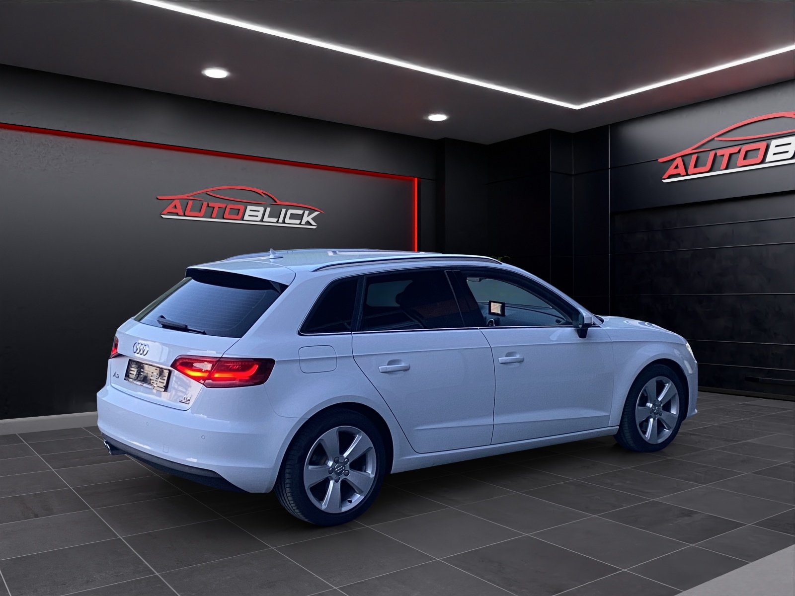 AUDI A3 Sportback 2.0 TDI Ambiente Quattro S-tronic 2.0 TDI, Diesel, Second hand / Used, Automatic - 2