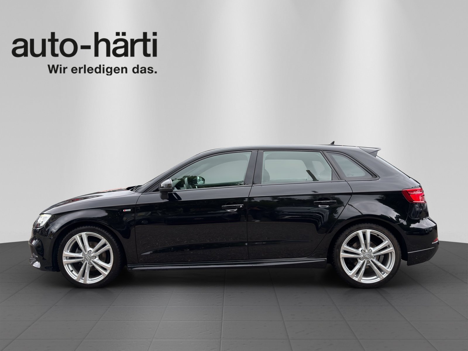 AUDI A3 35 TFSI Sport, Essence, Occasion / Utilisé, Manuelle - 2