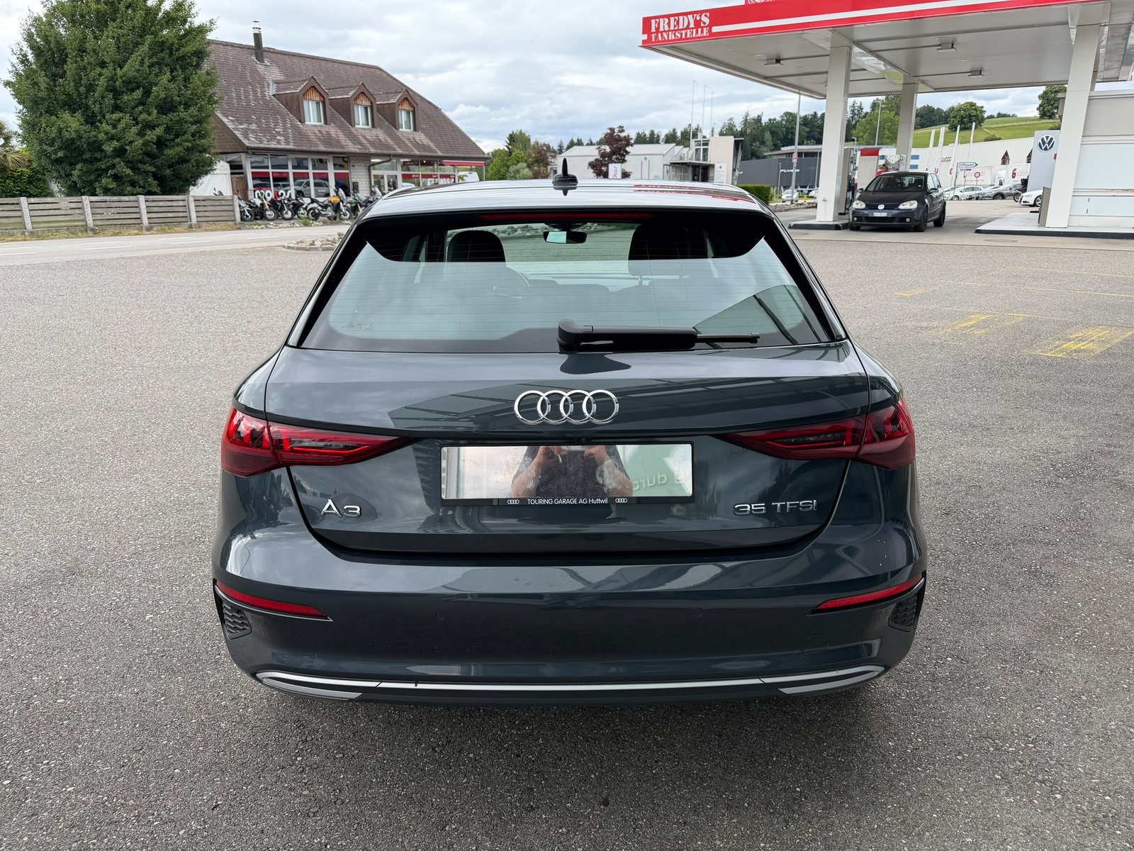 AUDI A3 Sportback 35 TFSI advanced S-tronic, Mild-Hybrid Benzin/Elektro, Occasion / Gebraucht, Automatik - 4
