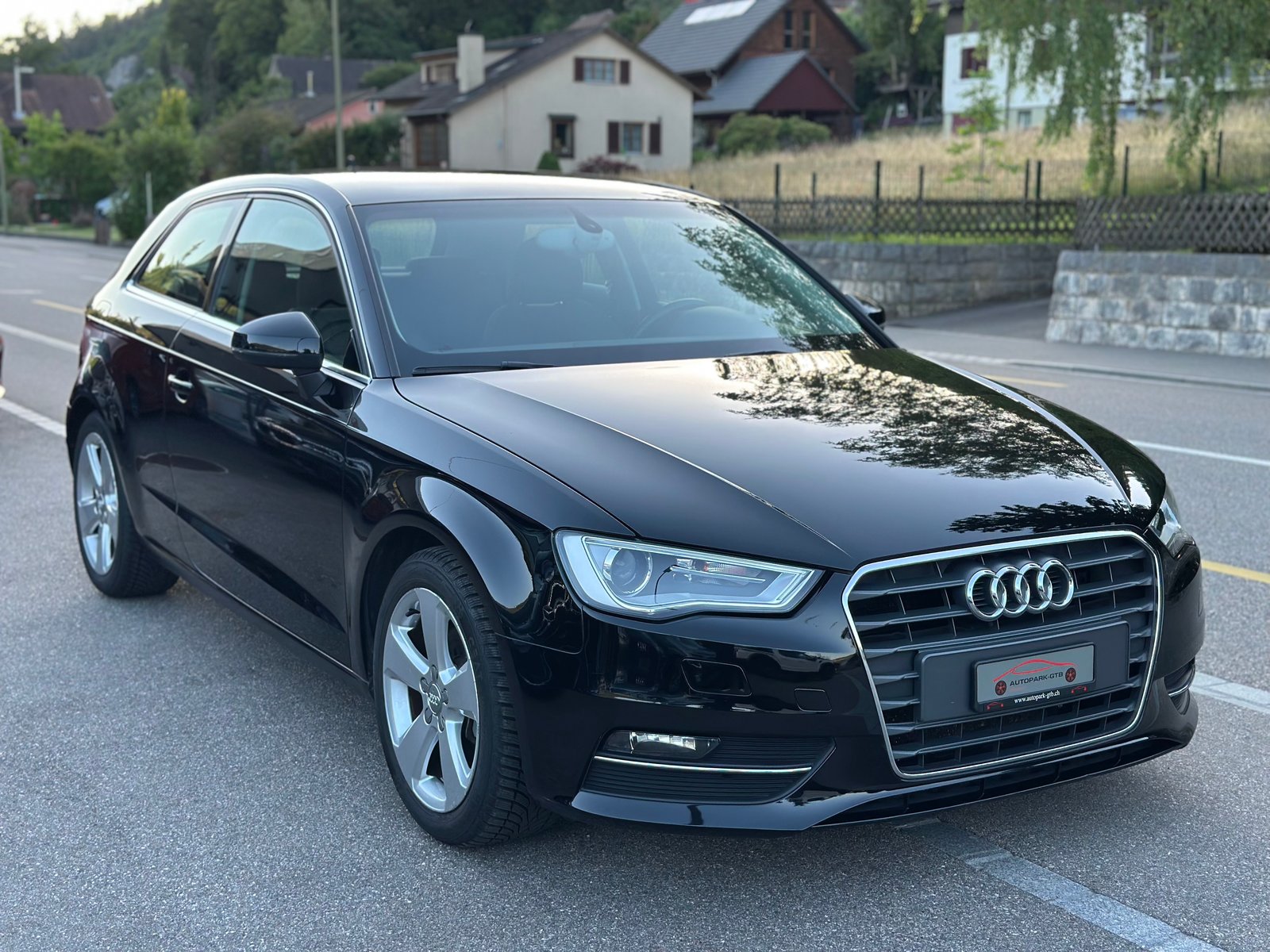 AUDI A3 1.4 TFSI Ambition, Benzin, Occasion / Gebraucht, Handschaltung - 2