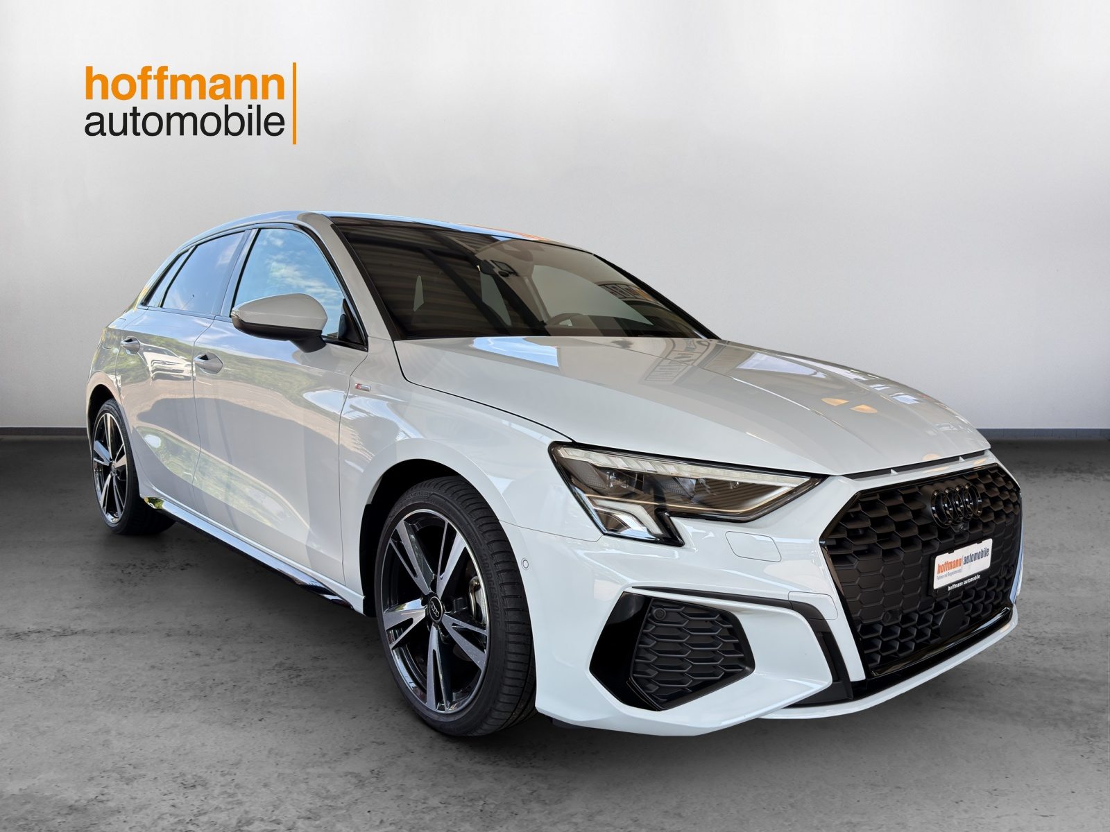 AUDI A3 Sportback 35 TFSI S line Attraction, Benzin, Occasion / Gebraucht, Automatik - 3