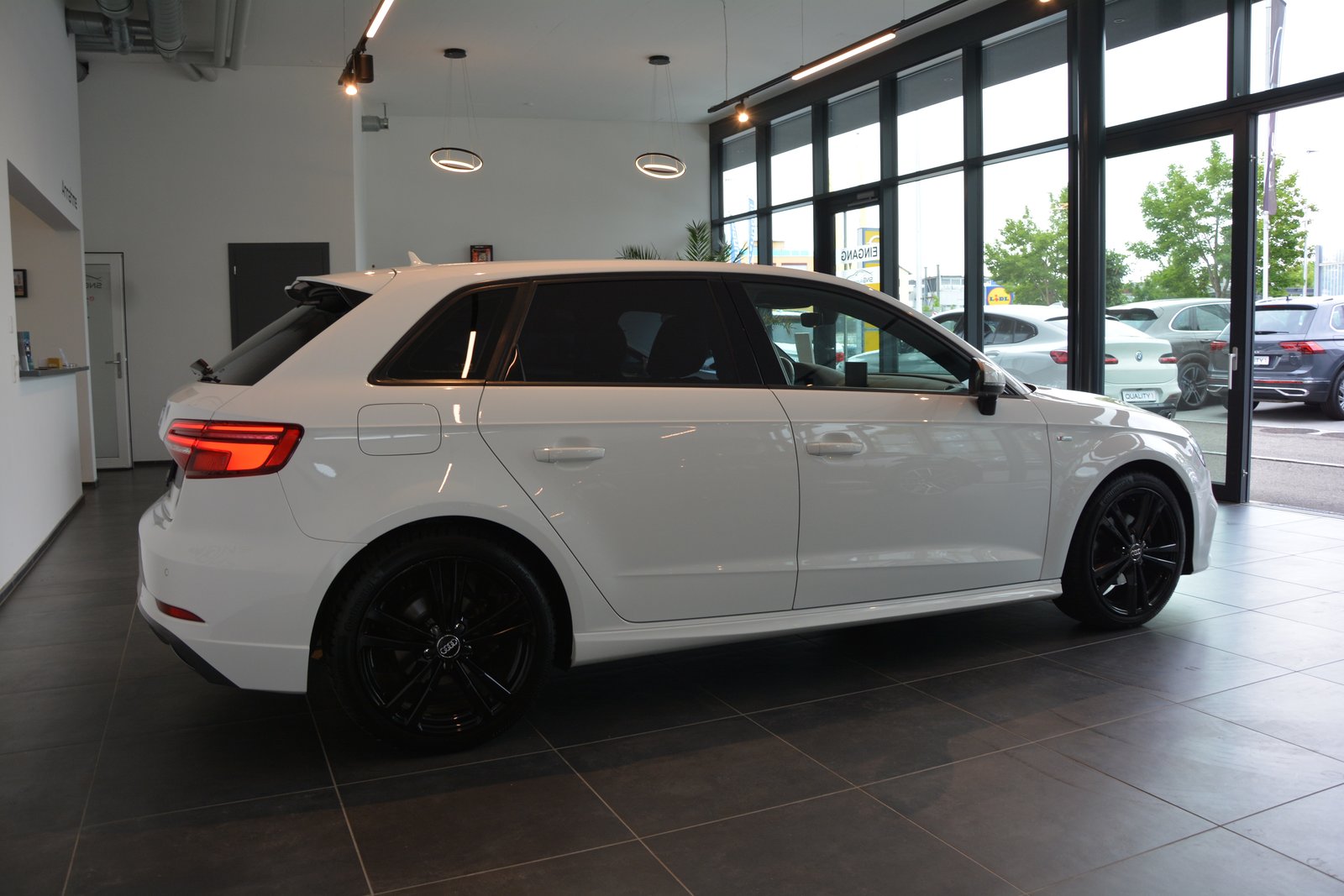 AUDI A3 Sportback 2.0 TDI Sport S-tronic S-Line, Diesel, Second hand / Used, Automatic - 7