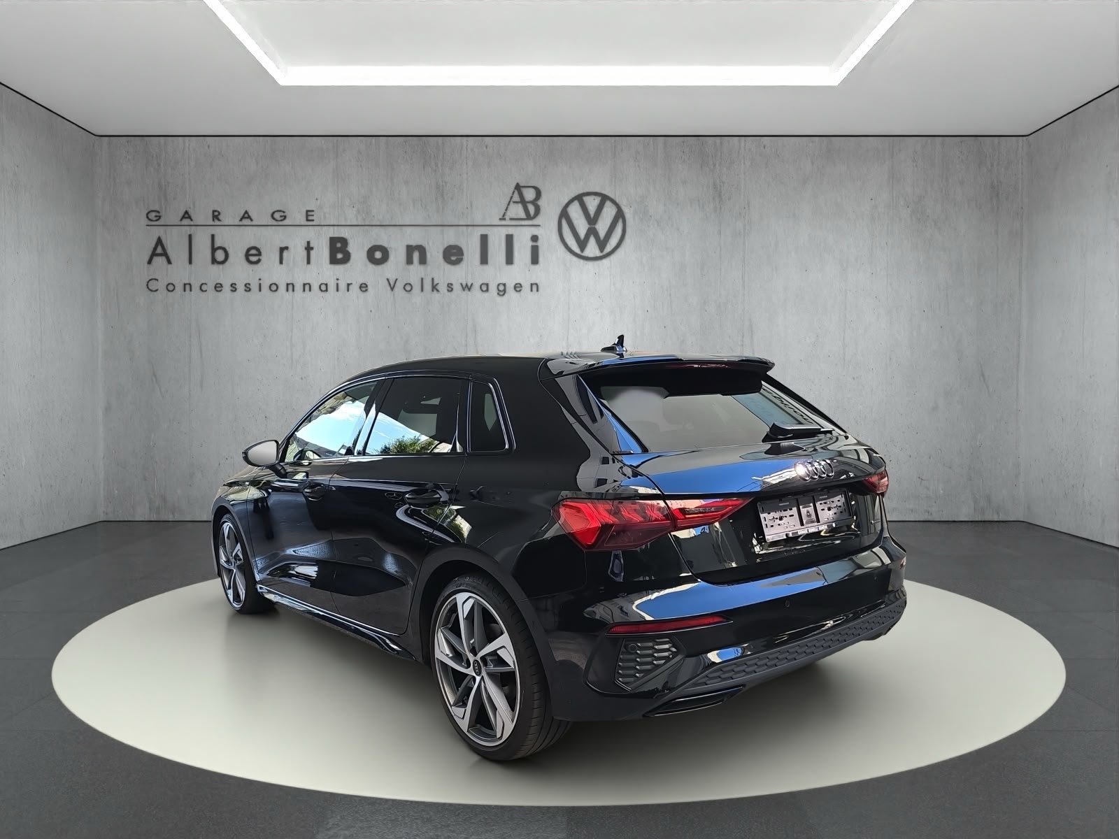 AUDI A3 Sportback 40 TFSI S line quattro S-tronic, Essence, Occasion / Utilisé, Automatique - 2