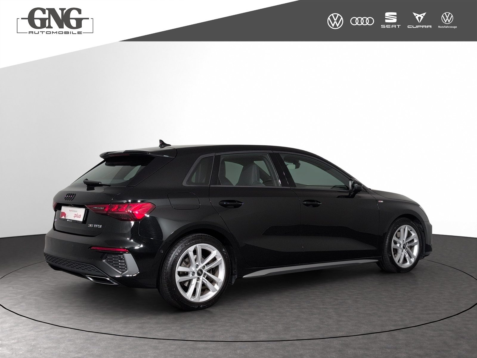 AUDI A3 Sportback 35 TFSI S line Attraction, Petrol, Second hand / Used, Automatic - 3
