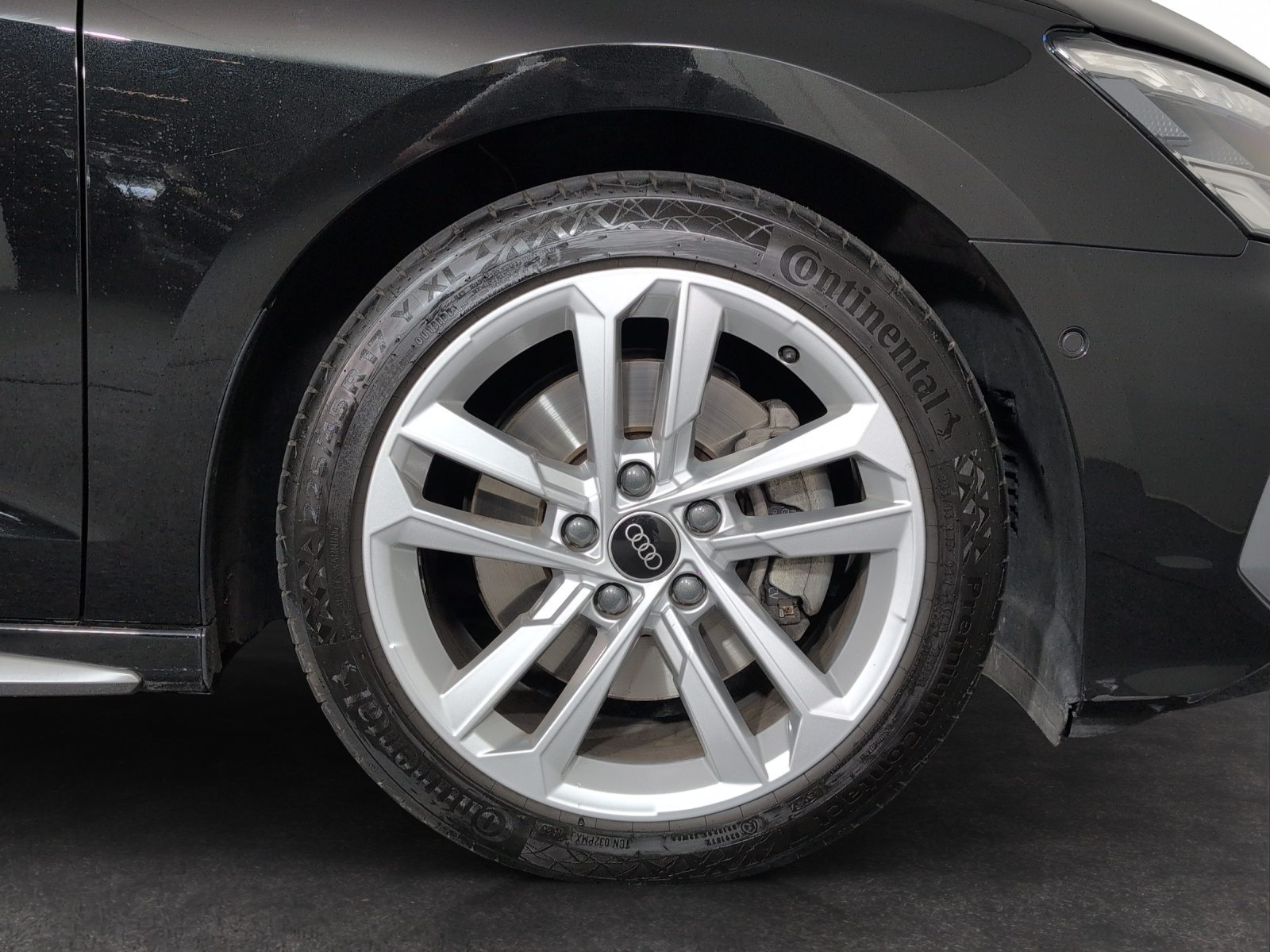 AUDI A3 Sportback 35 TFSI S line Attraction, Petrol, Second hand / Used, Automatic - 5
