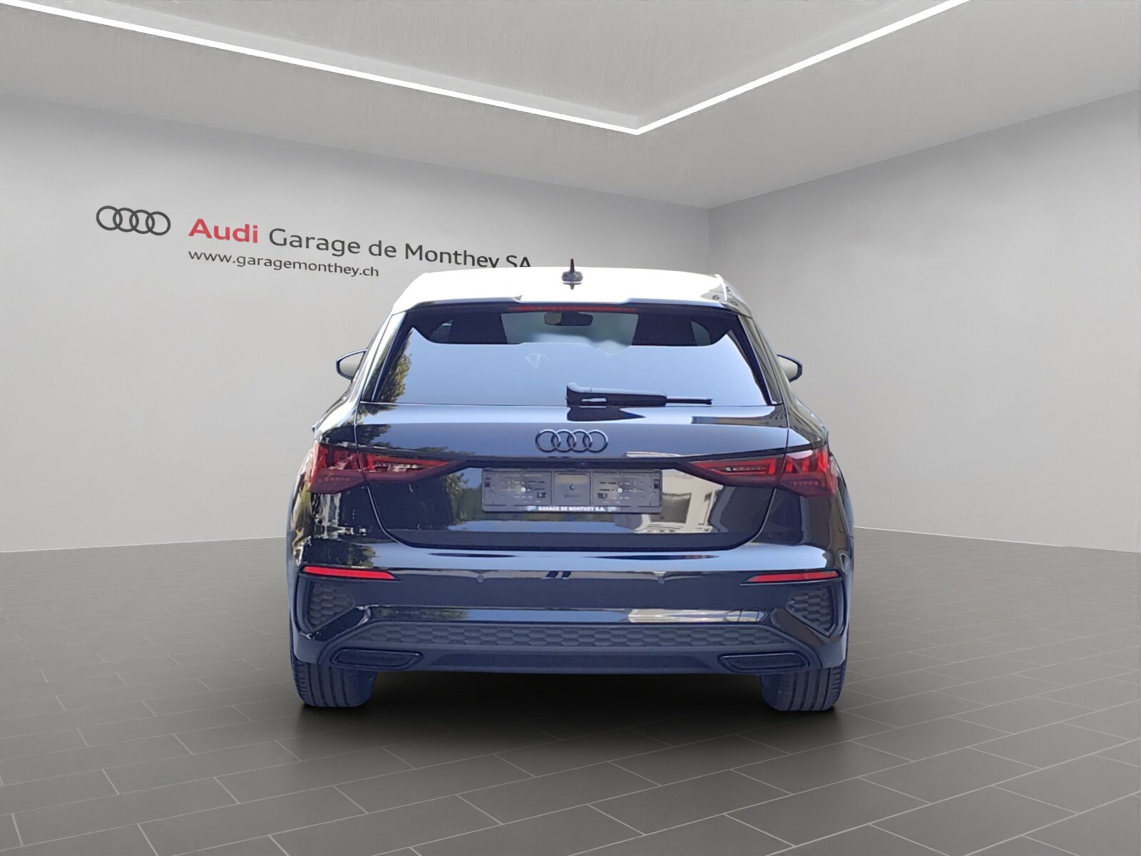AUDI A3 Sportback 35 TFSI S line Attraction S-tronic, Mild-Hybrid Benzin/Elektro, Occasion / Gebraucht, Automatik - 4