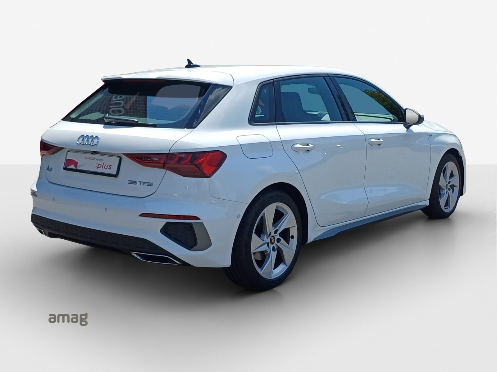 AUDI A3 Sportback 35 TFSI S line Attraction, Benzin, Occasion / Gebraucht, Automatik - 5