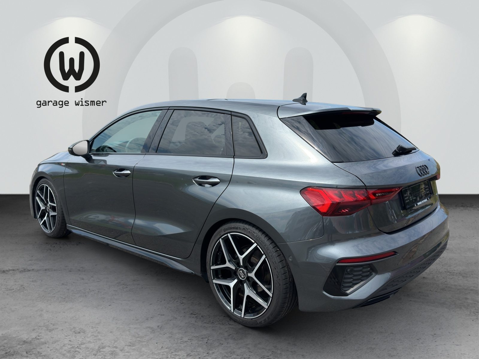 AUDI A3 Sportback 40 TFSI S line, Petrol, Second hand / Used, Automatic - 3