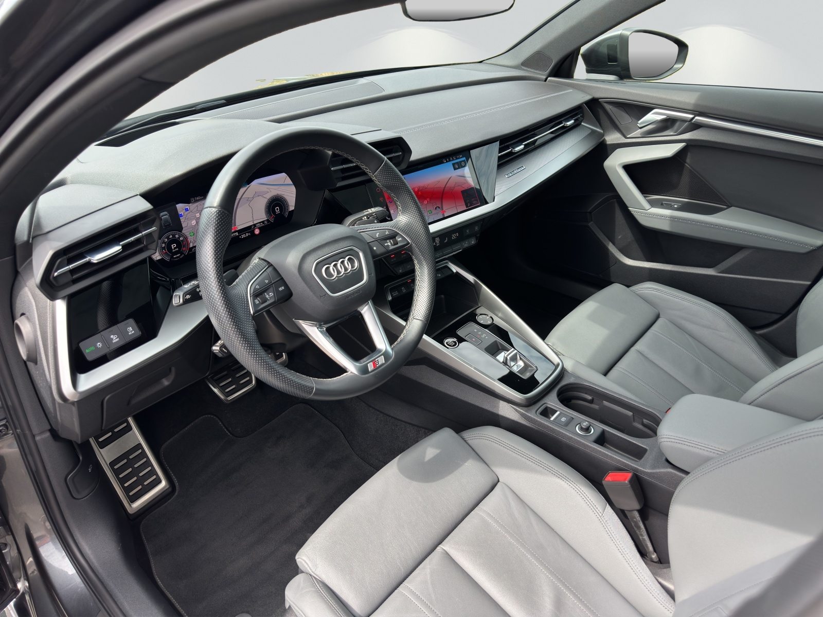 AUDI A3 Sportback 40 TFSI S line, Petrol, Second hand / Used, Automatic - 5