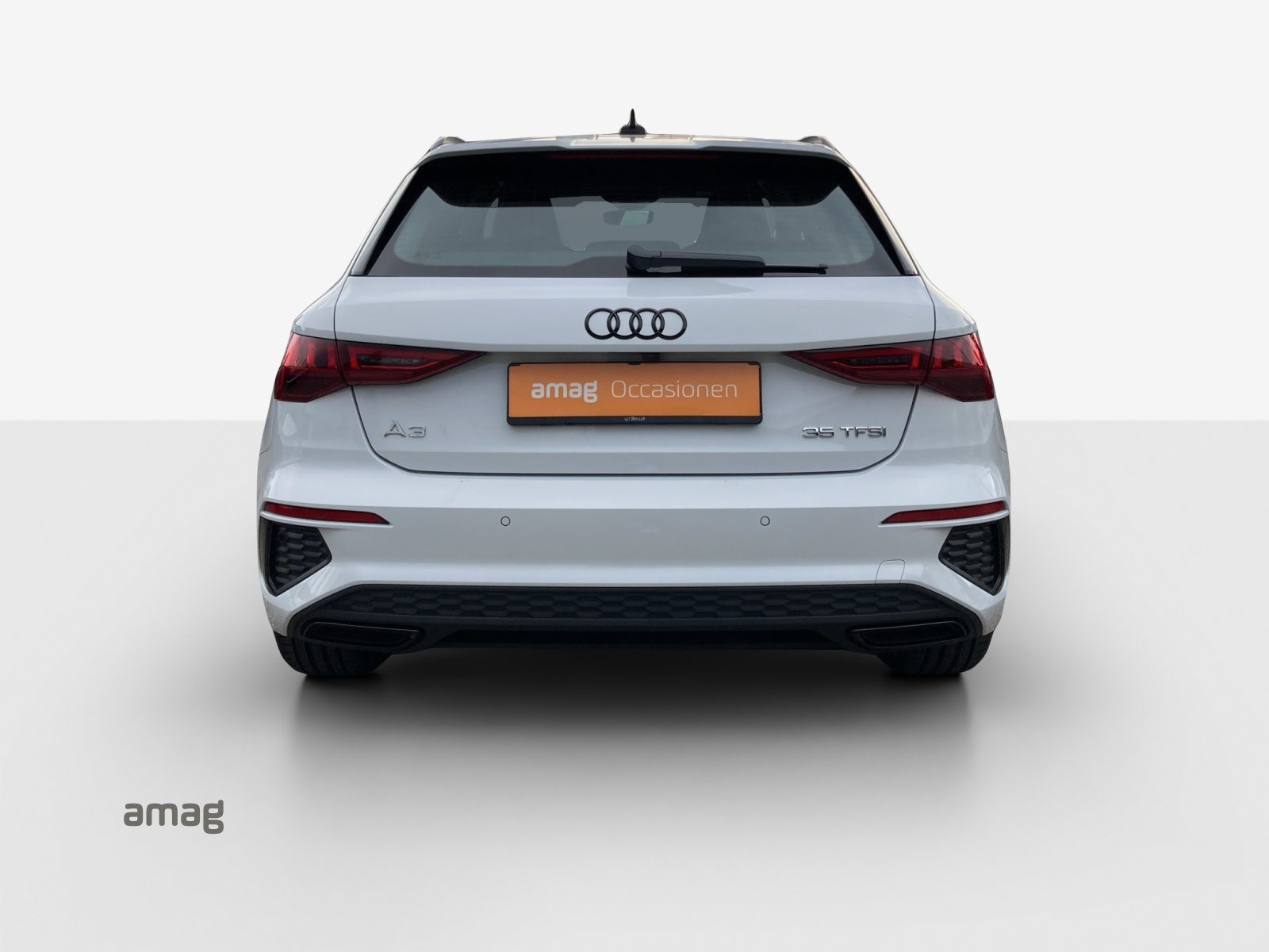 AUDI A3 Sportback 35 TFSI S line Attraction, Benzin, Occasion / Gebraucht, Automatik - 4