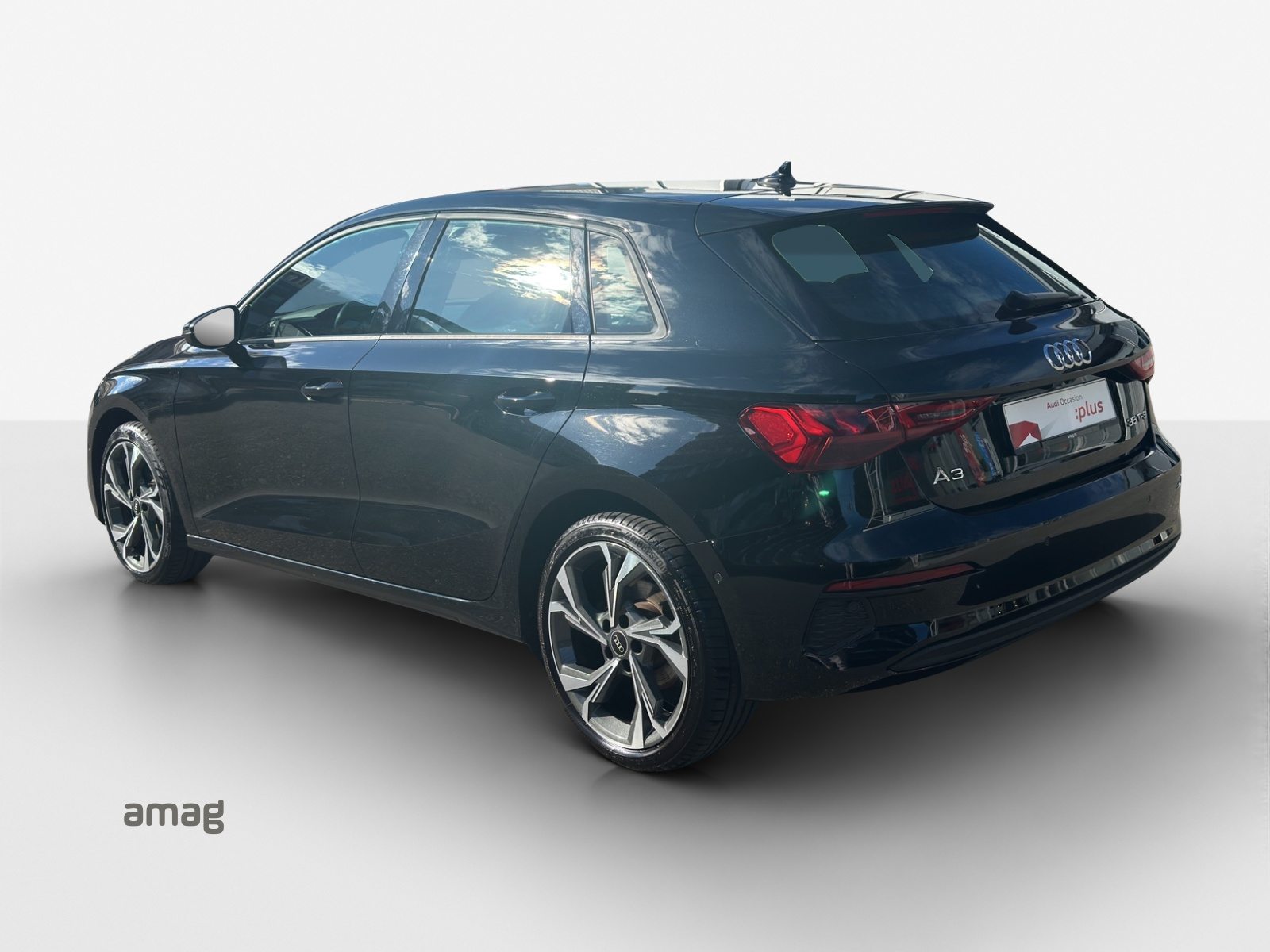AUDI A3 Sportback 35 TFSI Attraction, Essence, Occasion / Utilisé, Automatique - 3