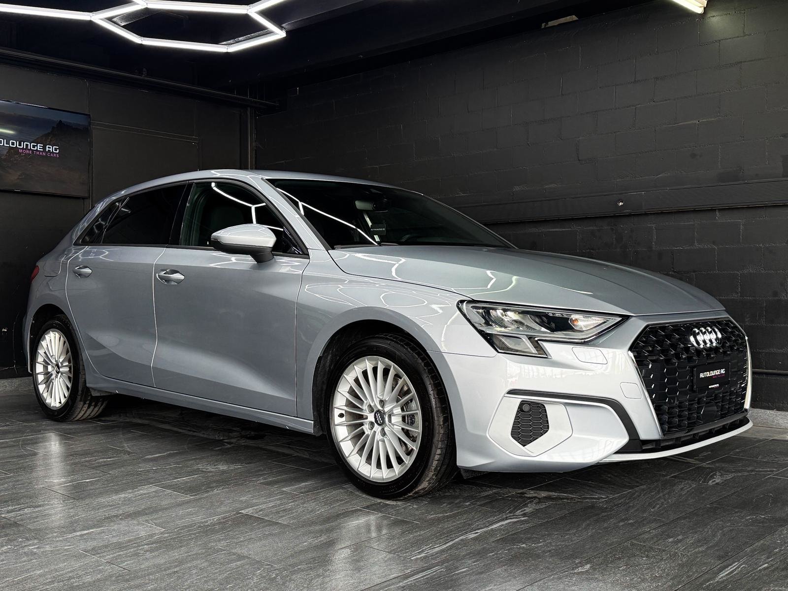 AUDI A3 Sportback 35 TFSI advanced S-tronic, Hybride Léger Essence/Électricité, Occasion / Utilisé, Automatique - 3