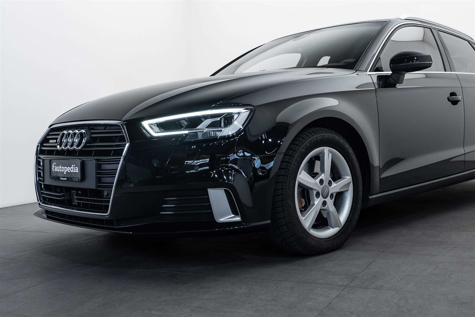 AUDI A3 Sportback 40 TFSI Sport quattro S-tronic, Benzin, Occasion / Gebraucht, Automatik - 2