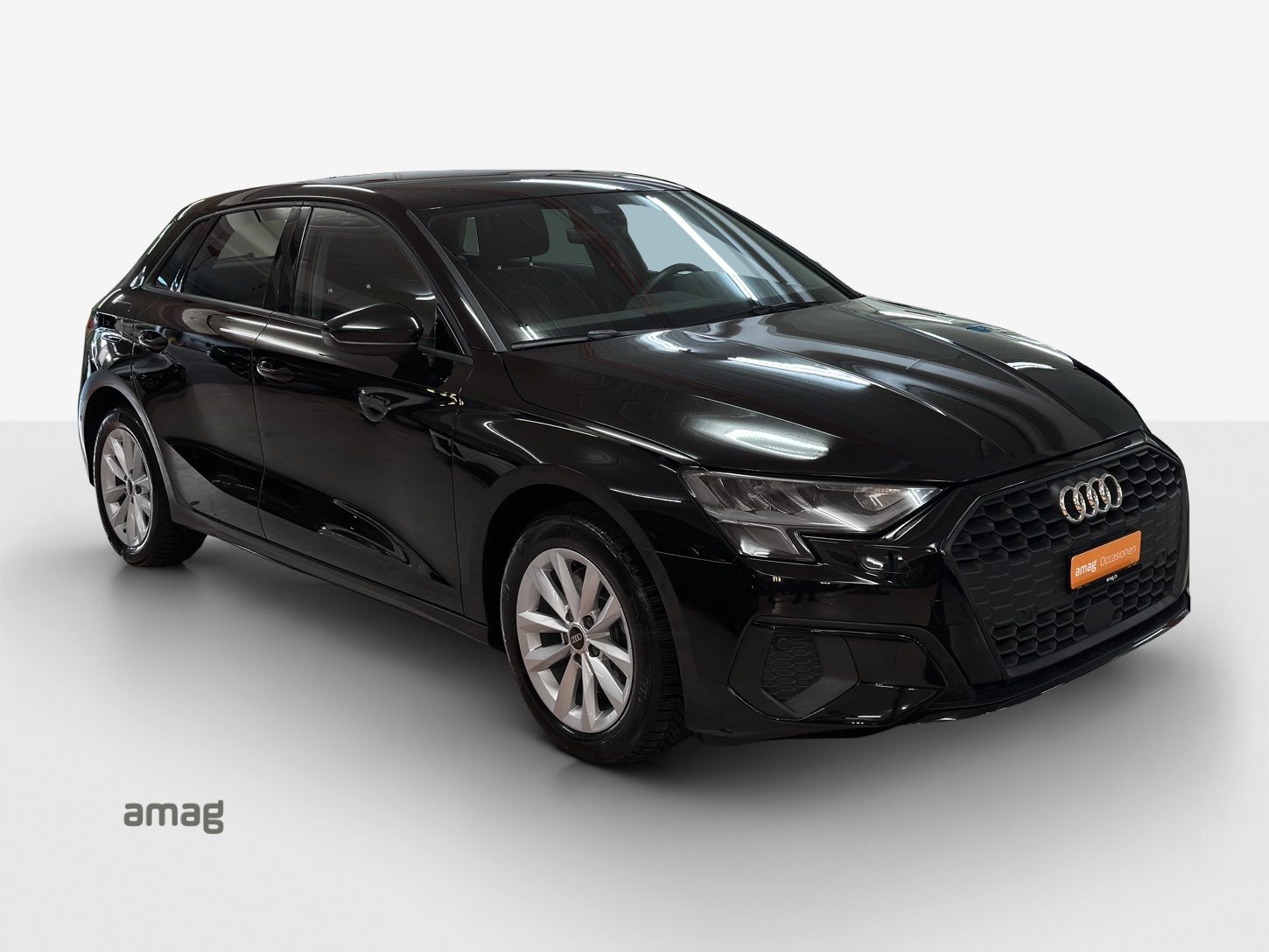 AUDI A3 Sportback 35 TFSI Attraction, Benzin, Occasion / Gebraucht, Automatik - 6