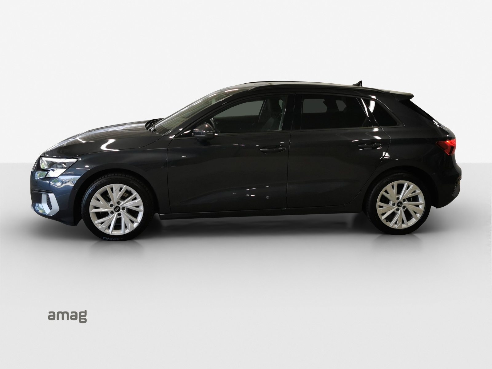 AUDI A3 Sportback 40 TDI advanced, Diesel, Occasion / Gebraucht, Automatik - 2