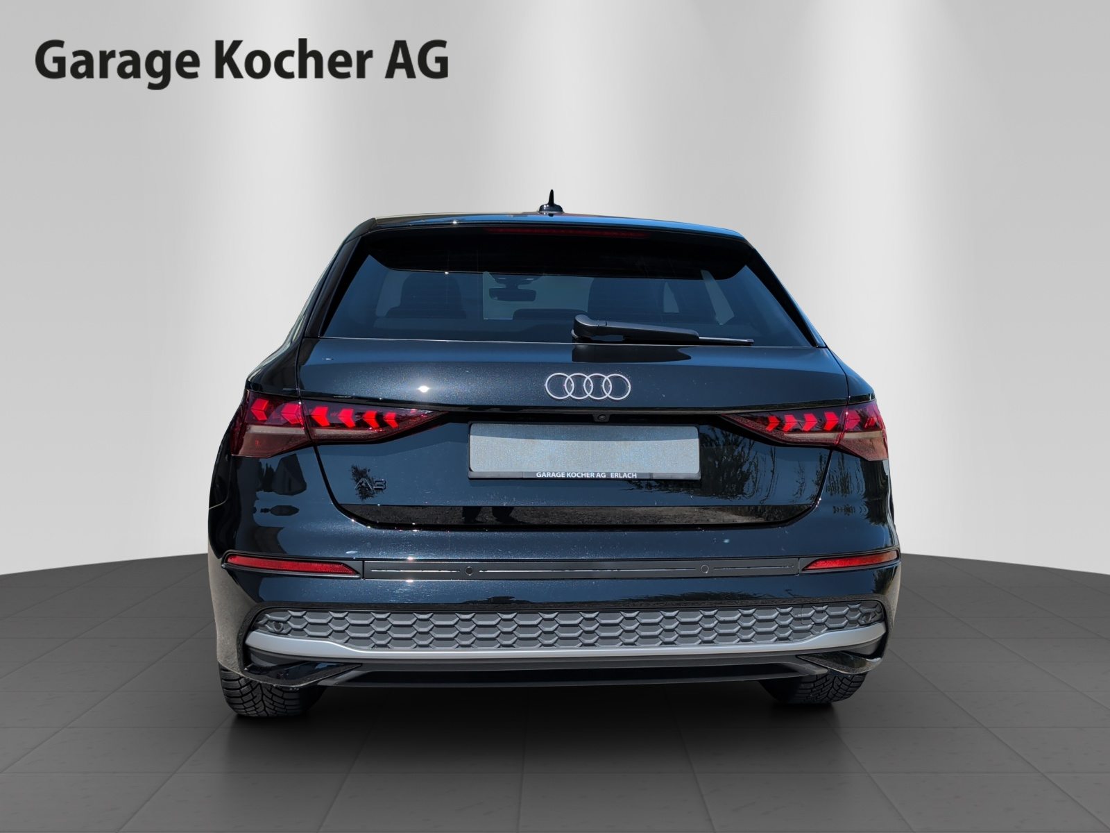 AUDI A3 Sportback 35 TFSI Attraction, Benzin, Occasion / Gebraucht, Automatik - 4