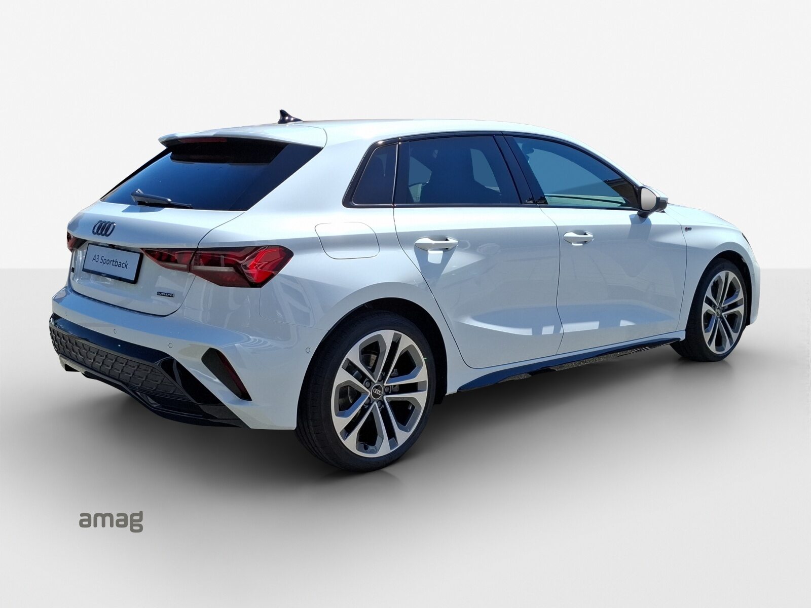 AUDI A3 Sportback TFSI 150 kW S line, Benzin, Occasion / Gebraucht, Automatik - 5