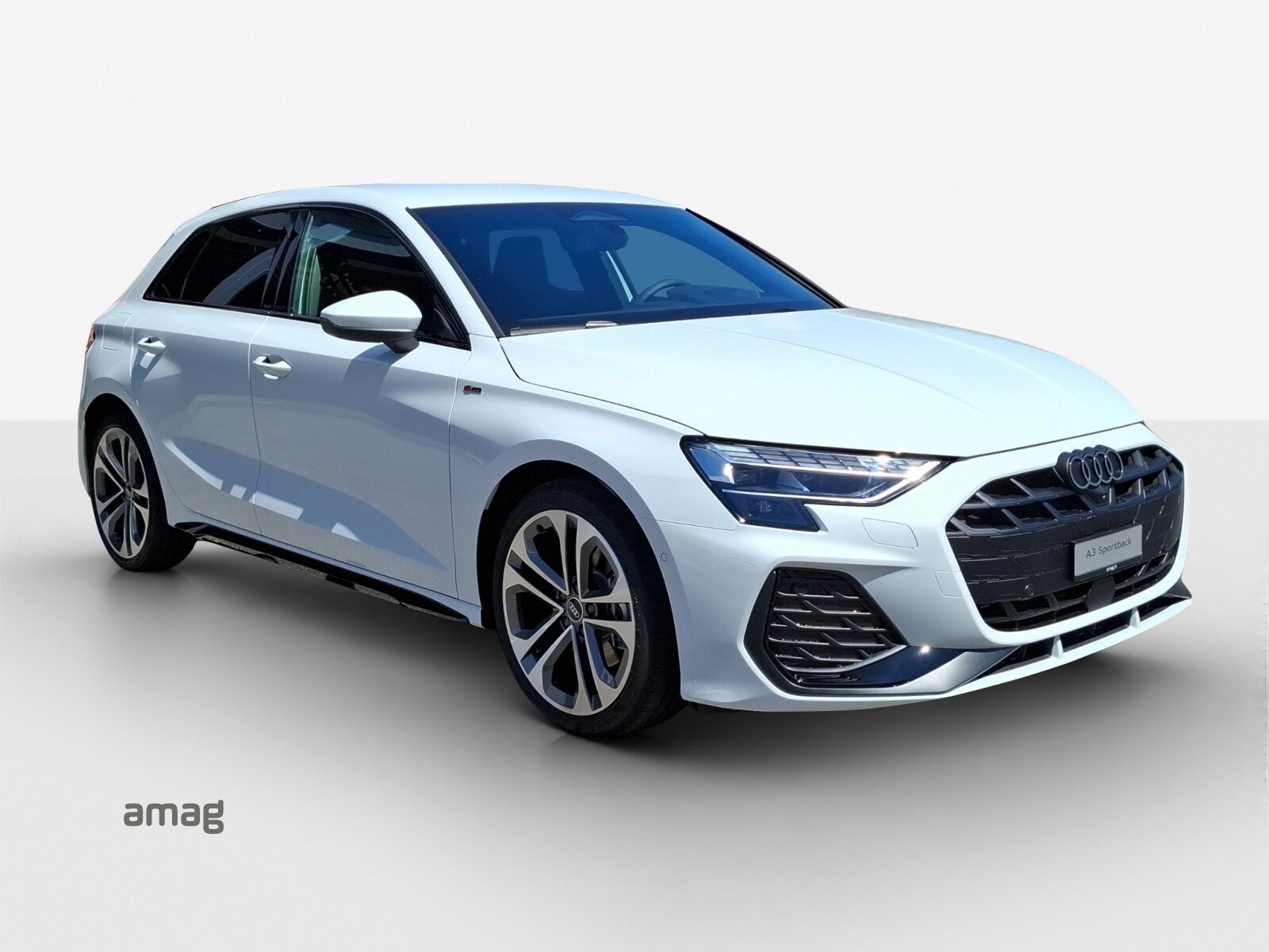 AUDI A3 Sportback TFSI 150 kW S line, Benzin, Occasion / Gebraucht, Automatik - 6
