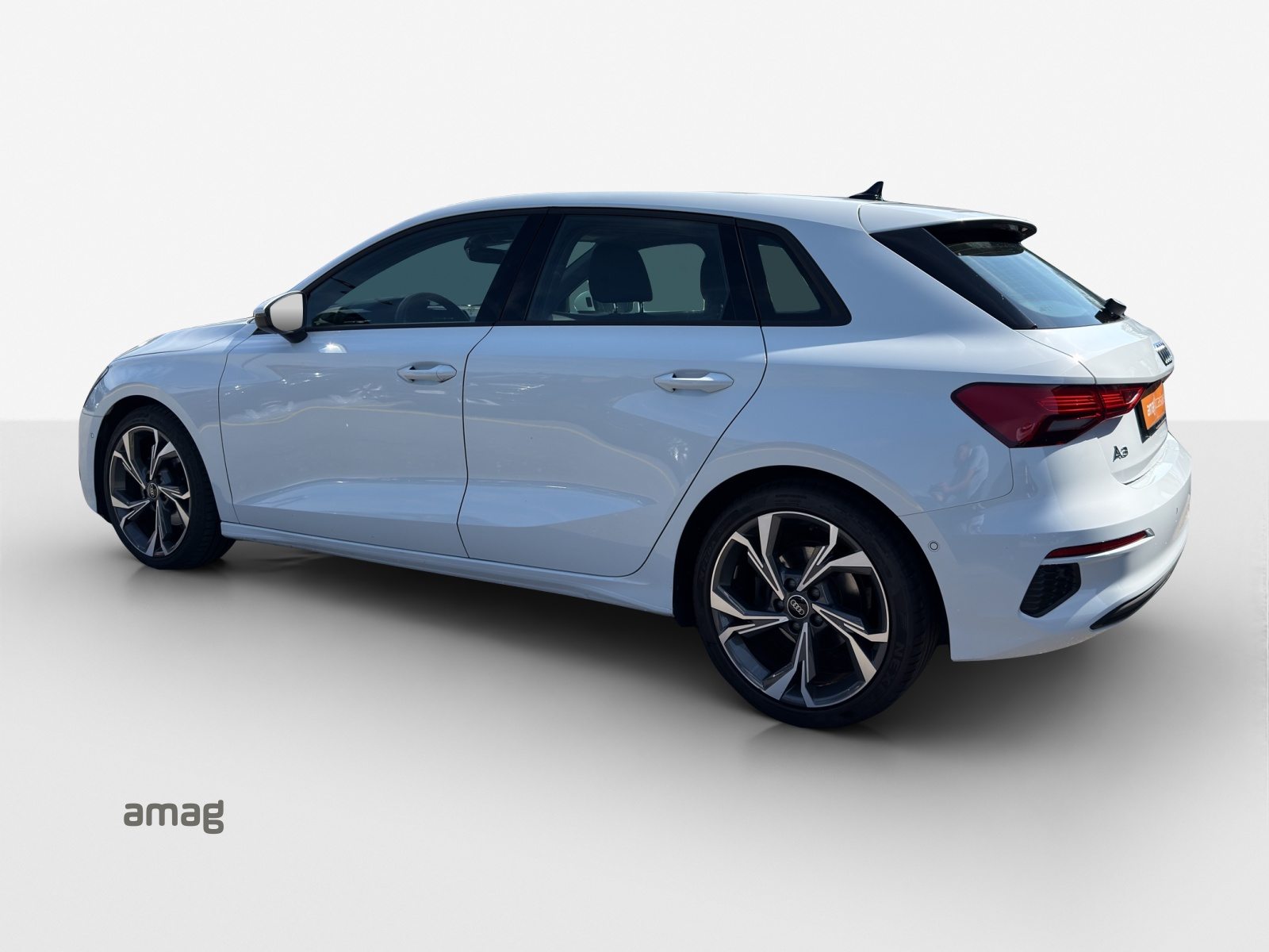 AUDI A3 Sportback 35 TFSI Attraction, Essence, Occasion / Utilisé, Automatique - 3