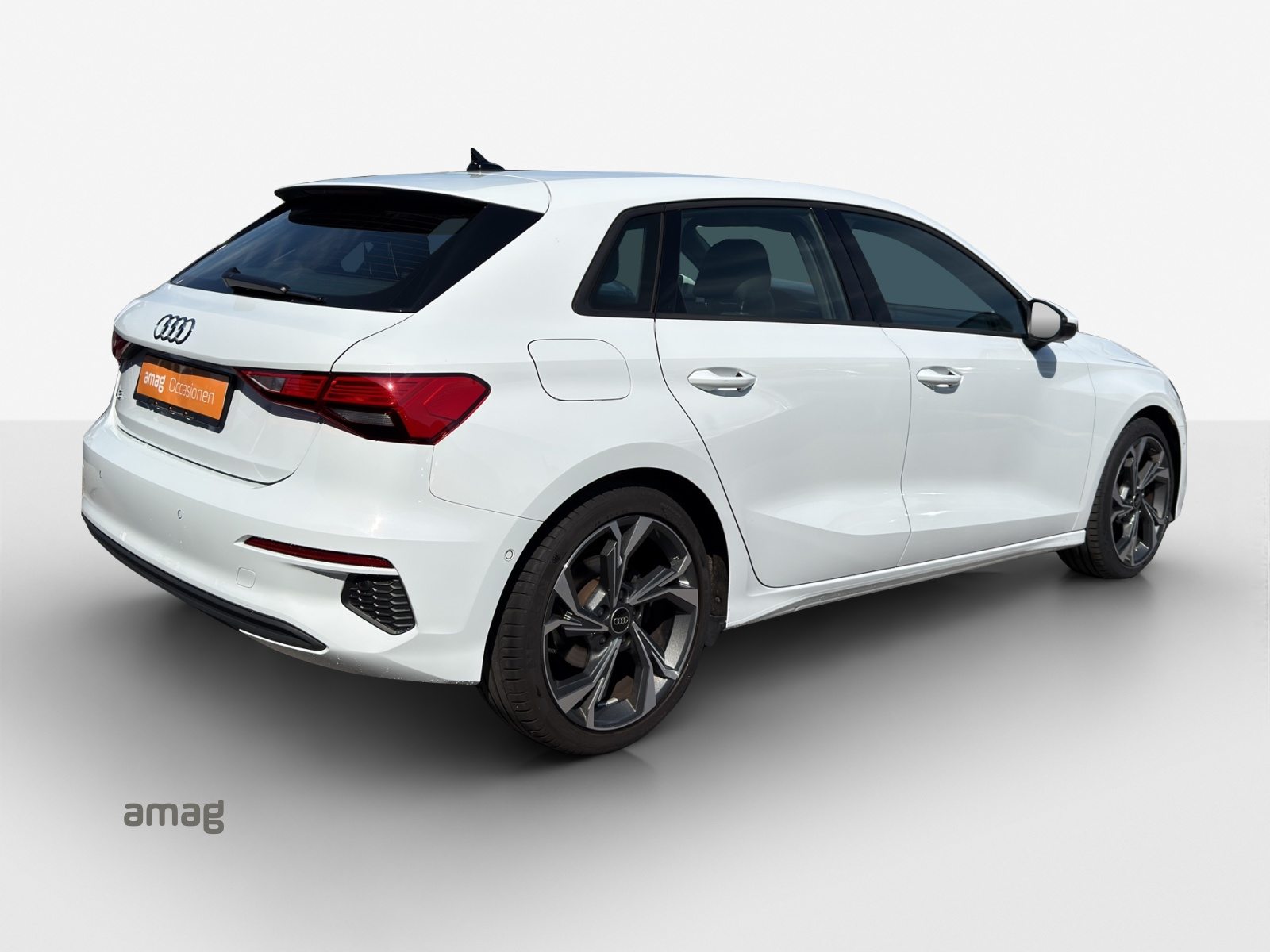 AUDI A3 Sportback 35 TFSI Attraction, Essence, Occasion / Utilisé, Automatique - 5